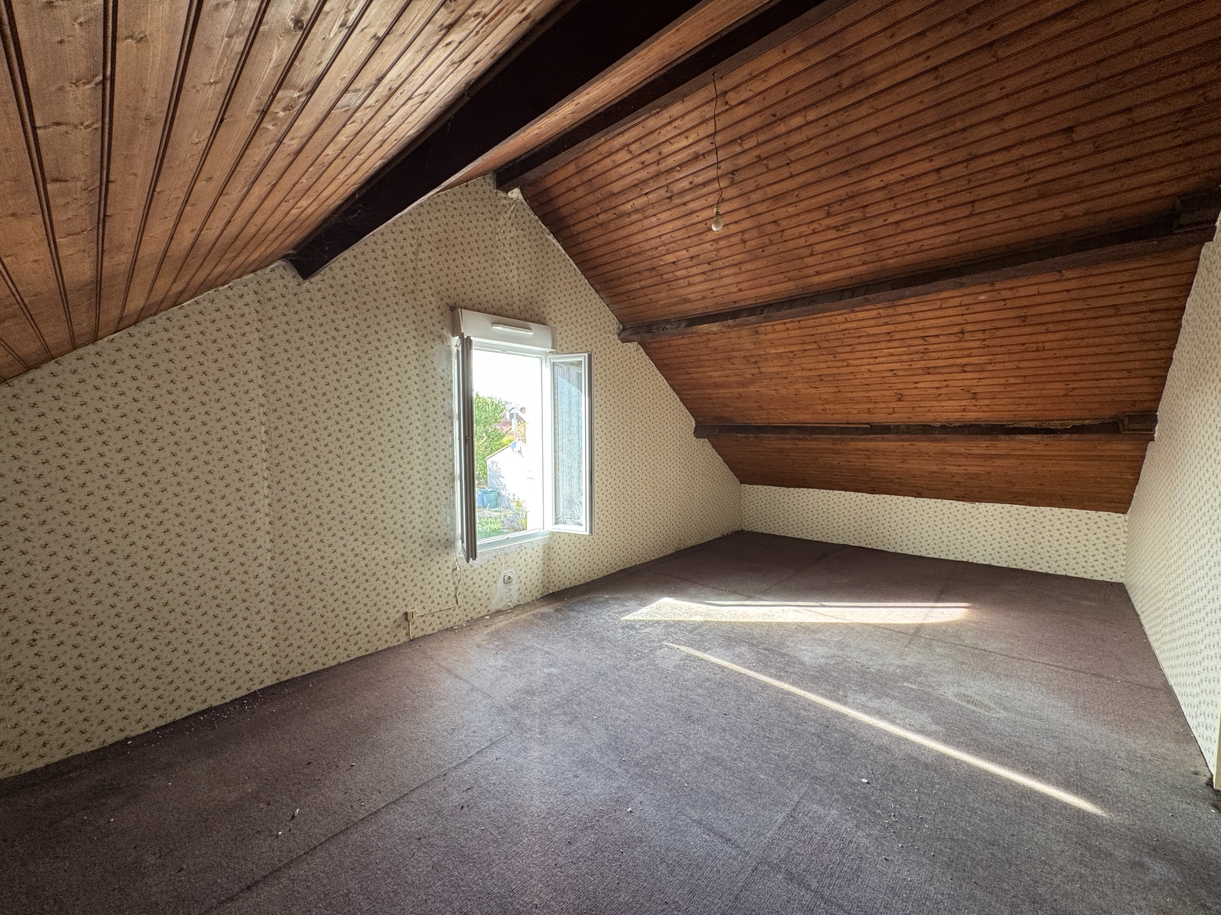 Photo 13 - MAISON DES ANNÉES 30 À RÉNOVER – 95 m² – 3 CHAMBRES – TERRAIN CLOS