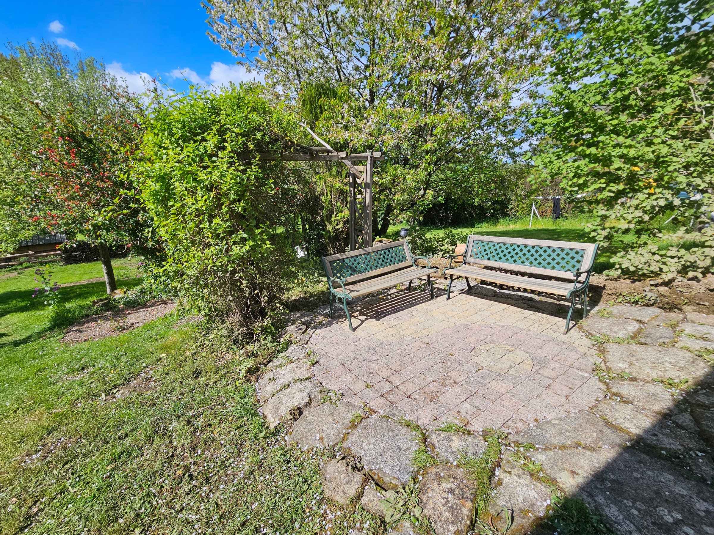 Photo 14 - Maison avec grange et terrasse et jardin