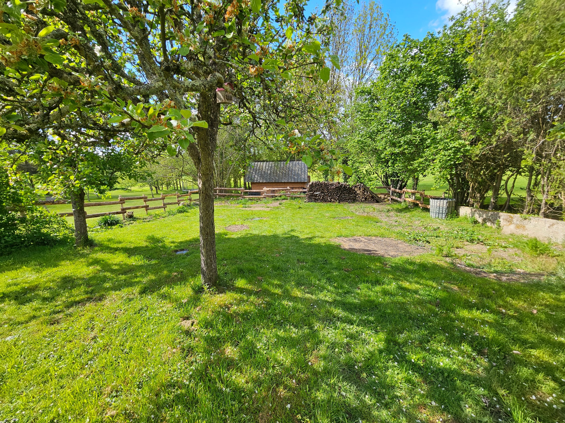 Photo 18 - Maison avec grange et terrasse et jardin