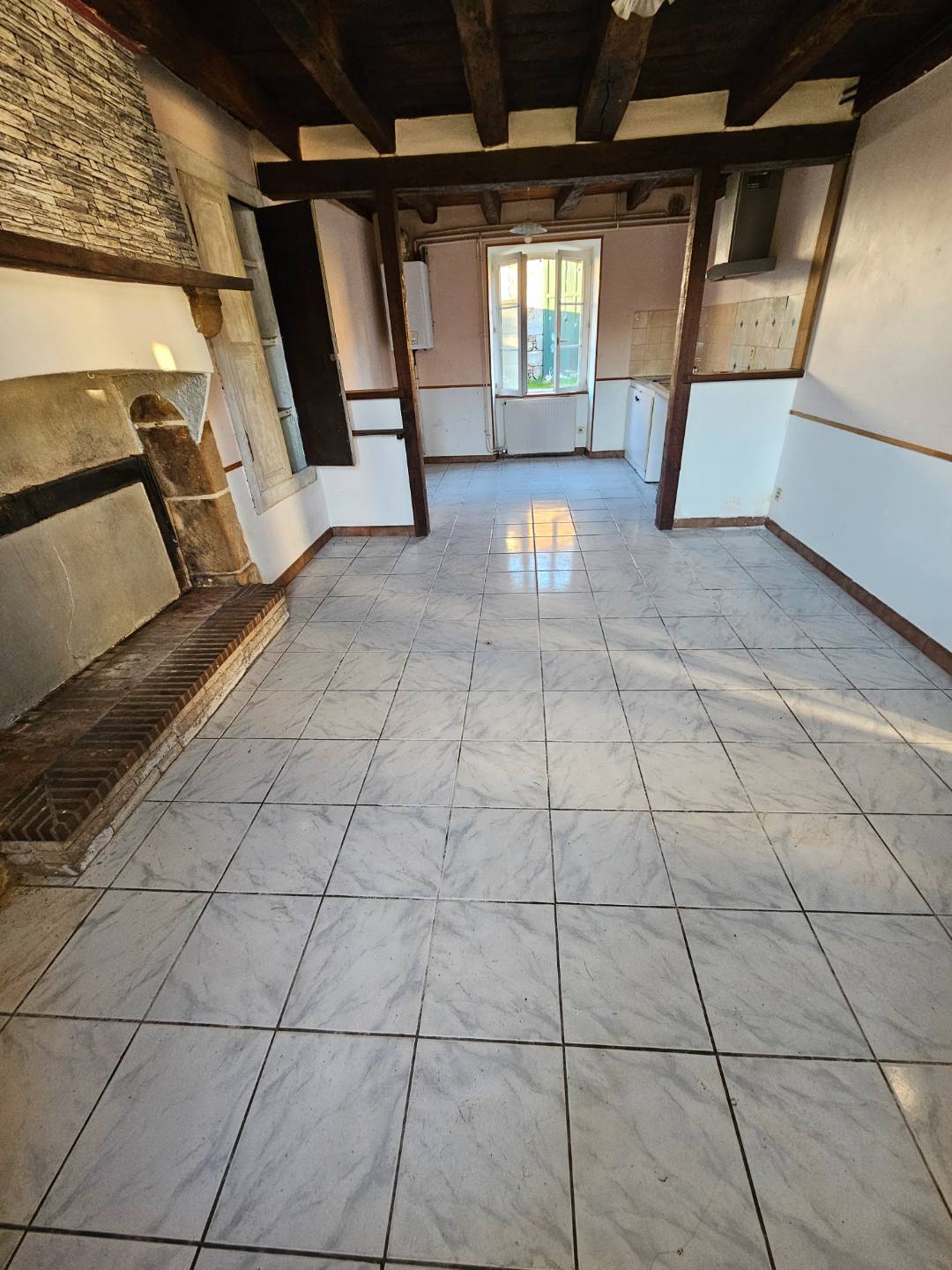 Maison en pierres avec grange - Photo 2