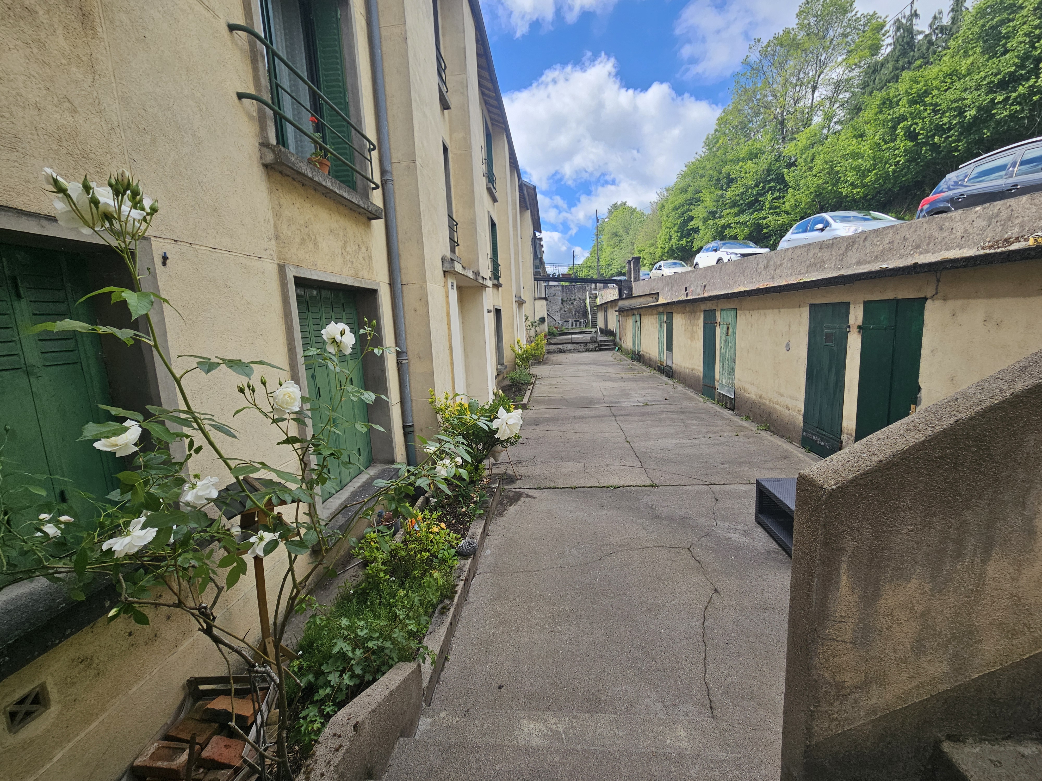 Appartement avec remise - Photo 3