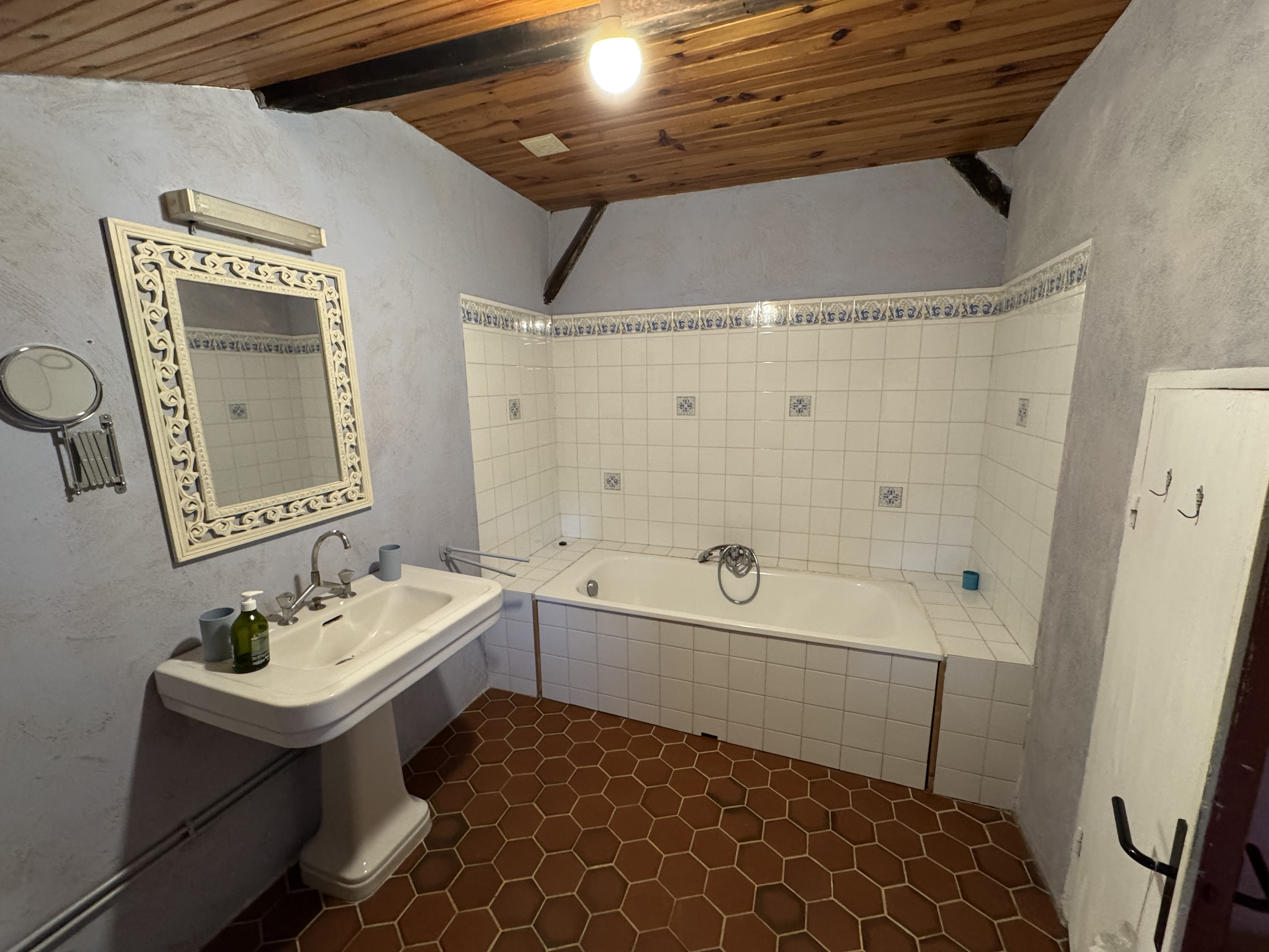 Photo 11 - Maison ancienne de 116 m² – Terrain 2 800 m²