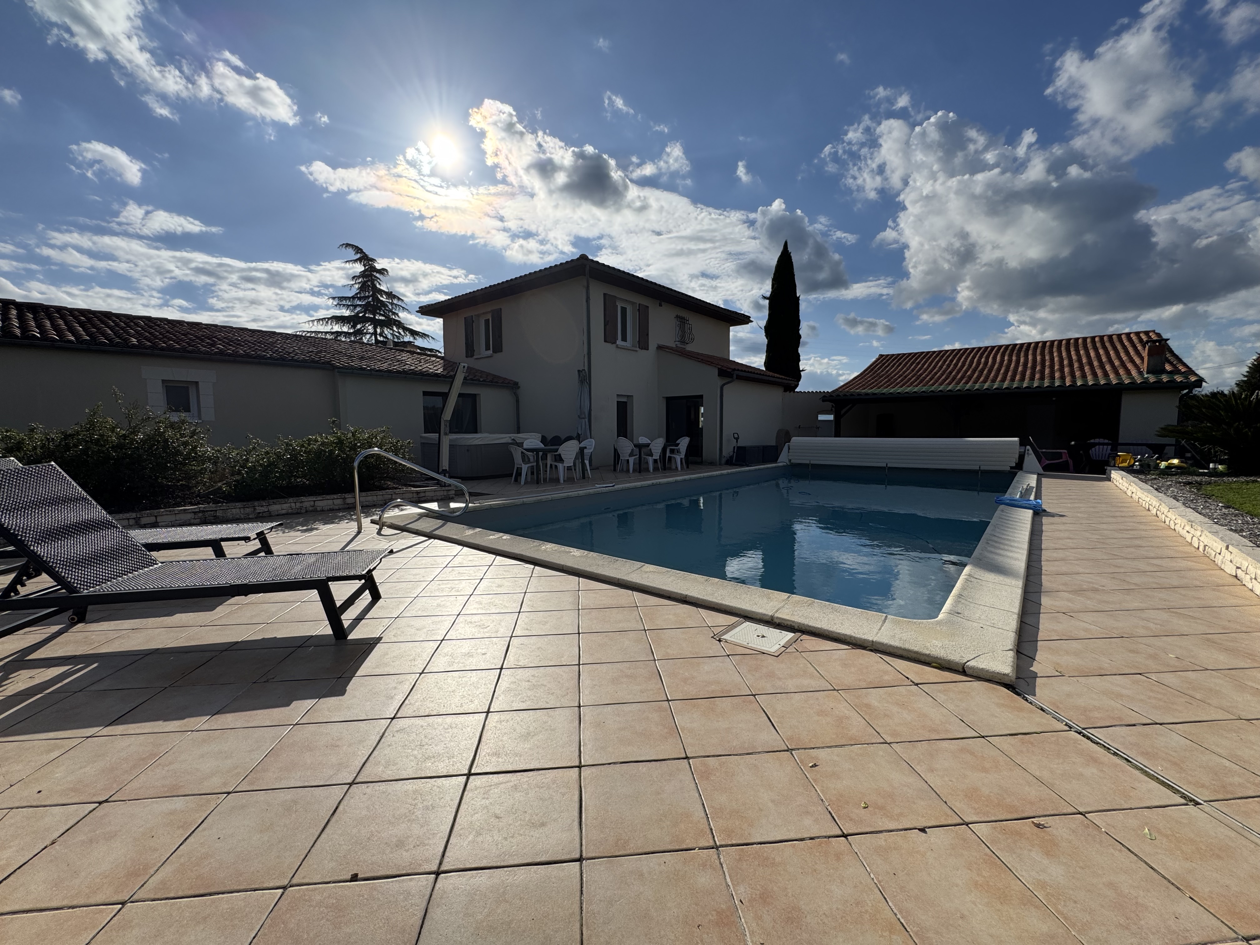 Photo 4 - Belle propriété avec grand terrain et étang