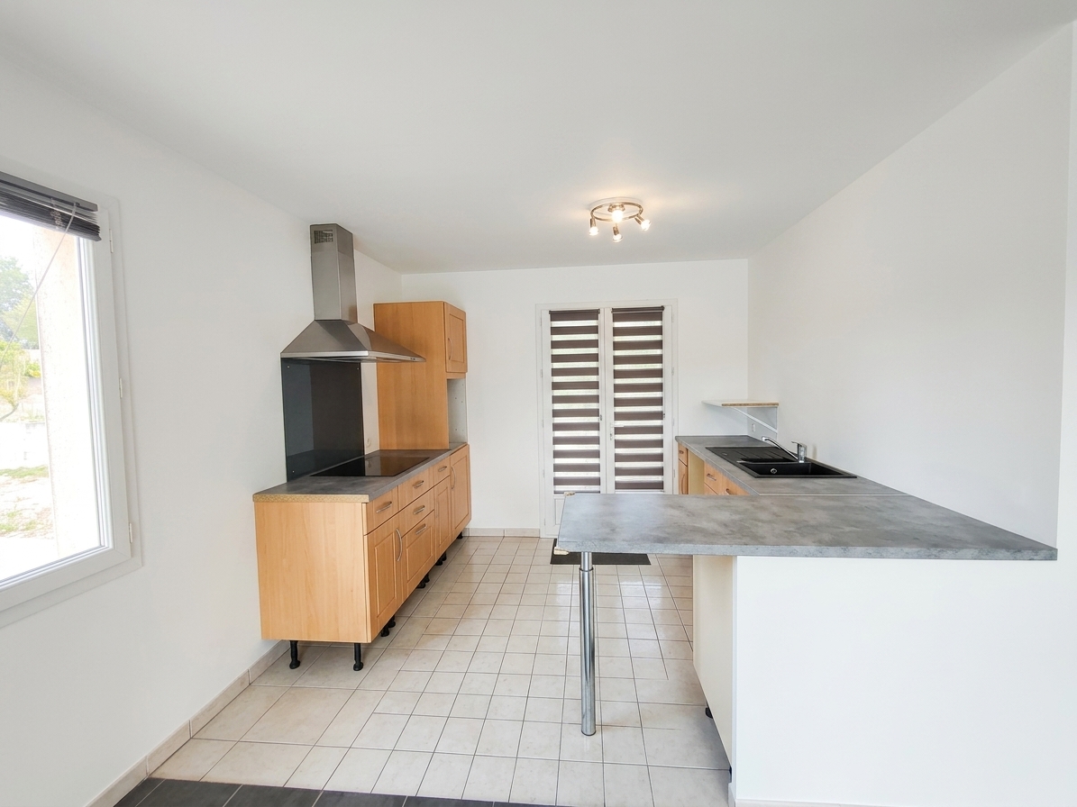 Photo 7 - Maison T5 sur sous sol avec garage et grand terrain