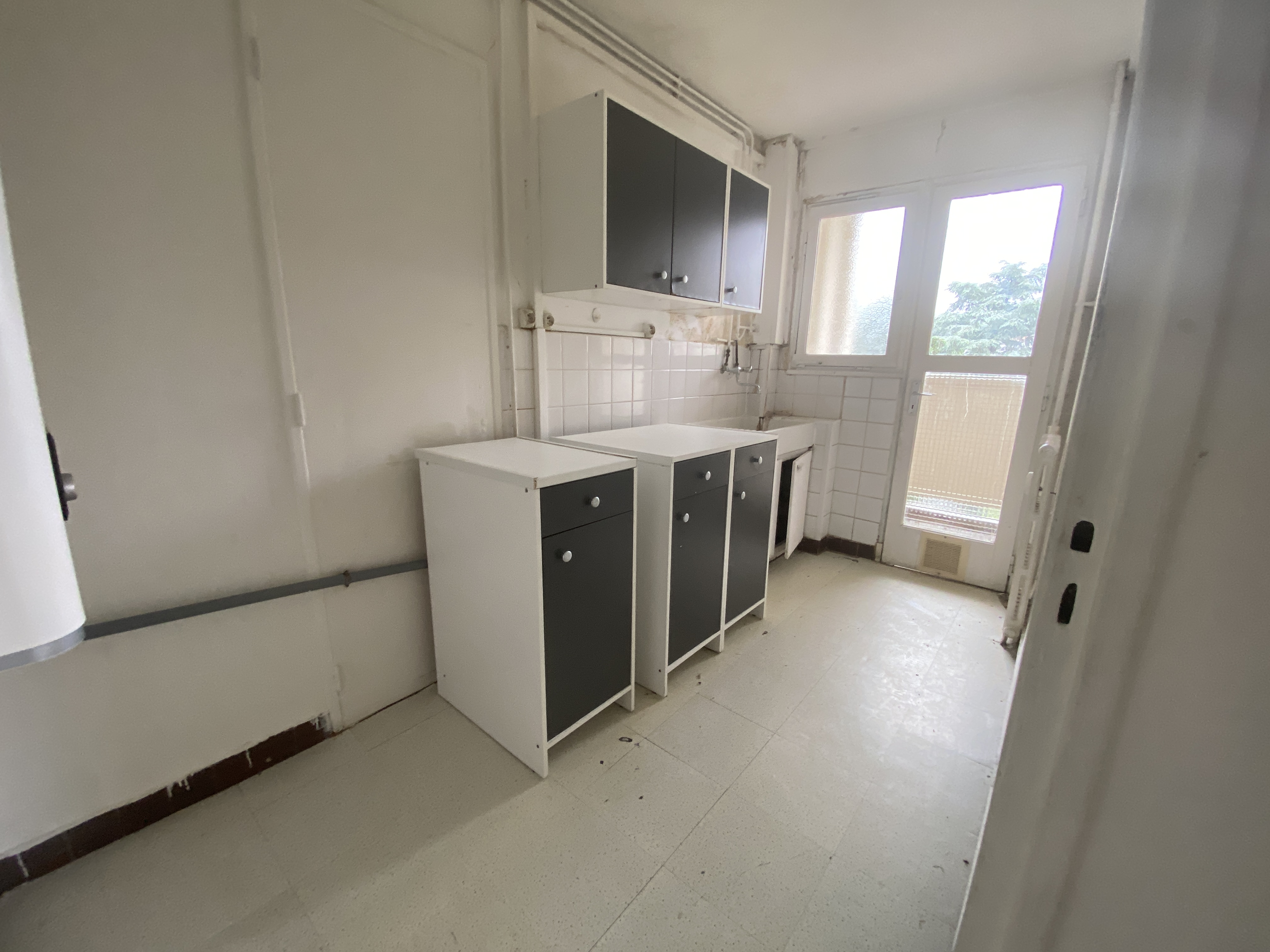 Photo 8 - APPARTEMENT T3 de 56.43m2