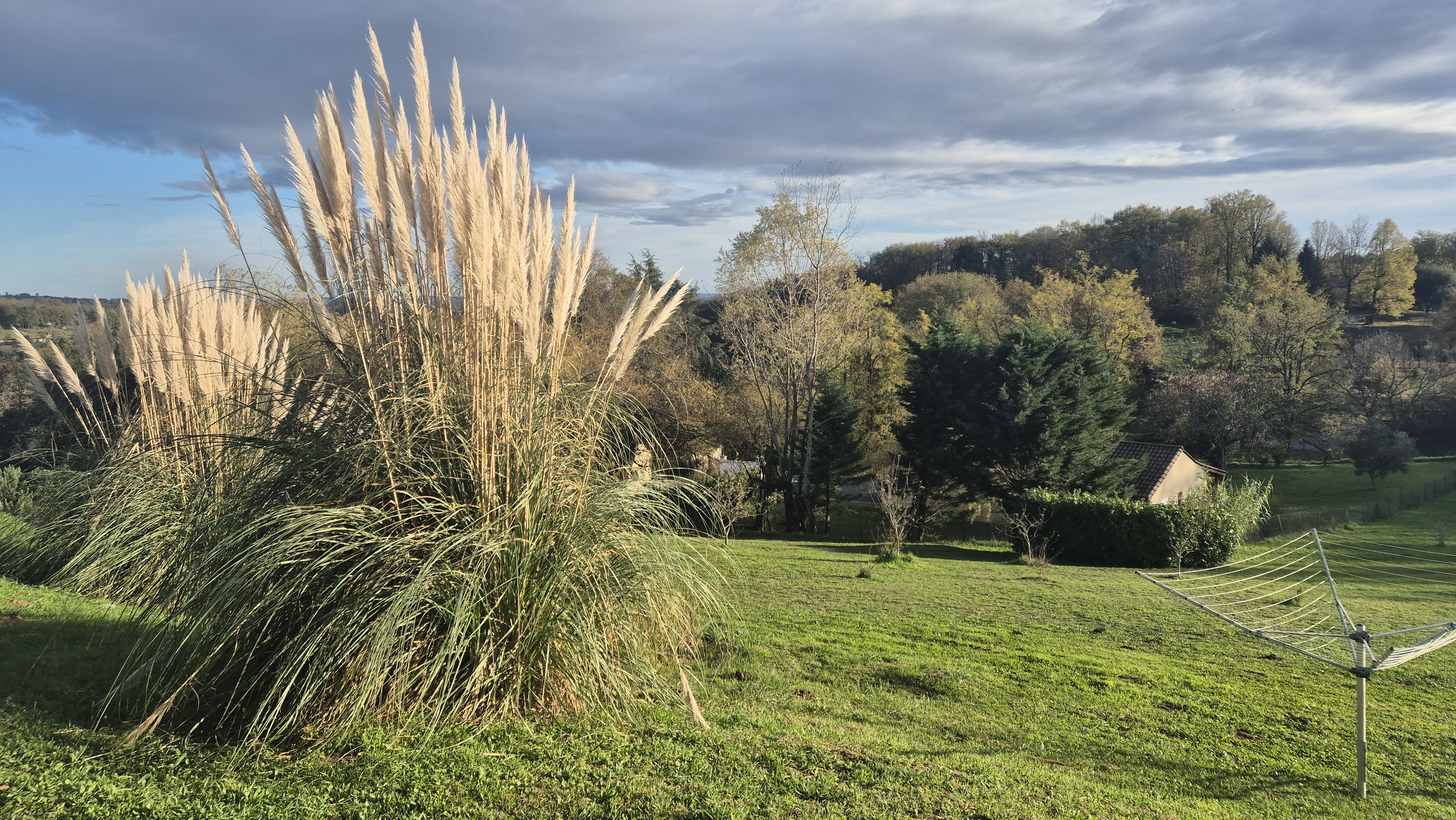 Photo 8 - Charmante maison en dordogne avec une vue magnifique sur la vallée de sarlat et un gîtes superbe !!