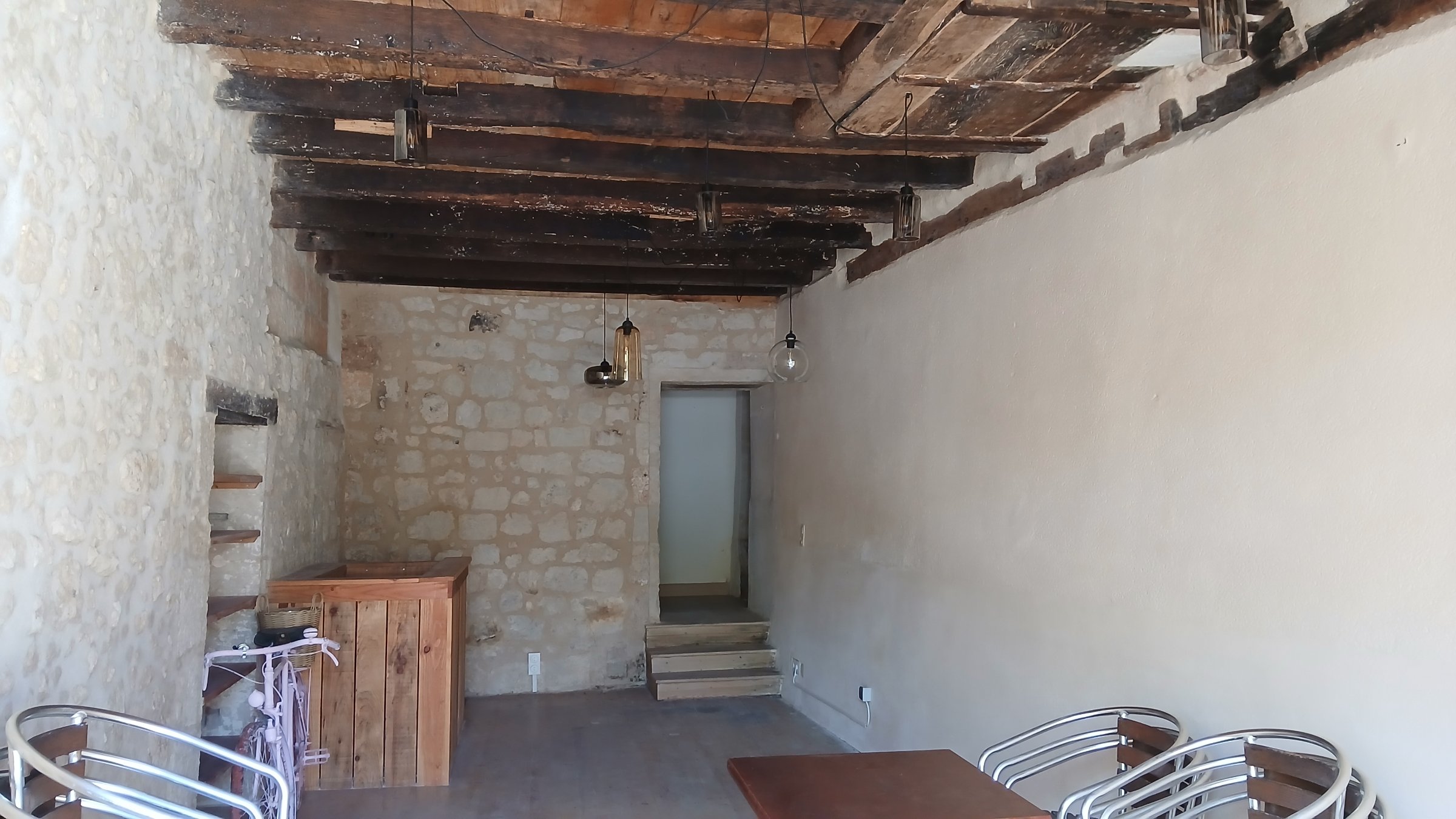 Photo 11 - Immeuble avec local commercial et appartement 3 pièces
