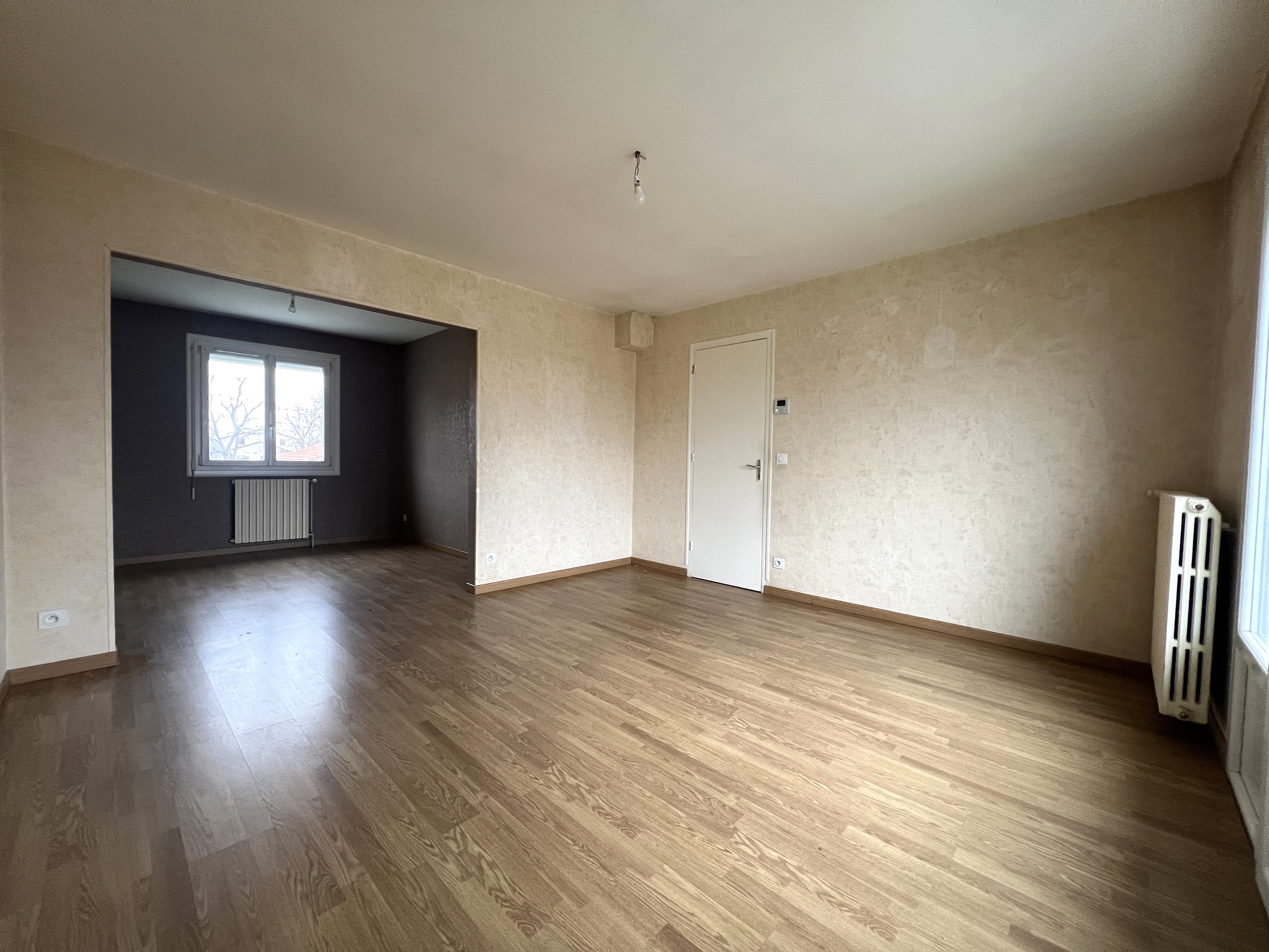 Maison T5 avec jardin clos - Photo 2