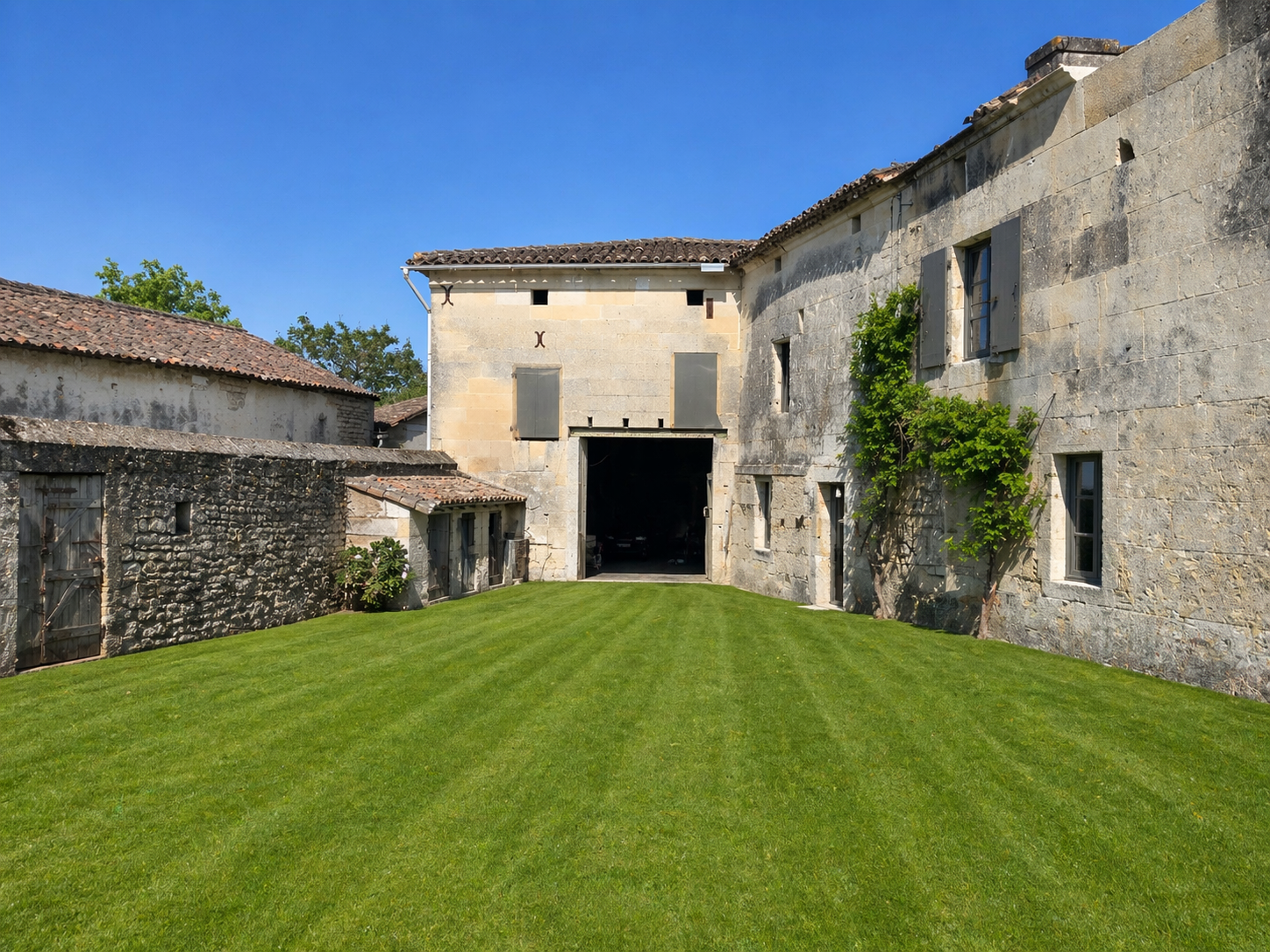 Photo 3 - Ensemble immobilier à rénover
