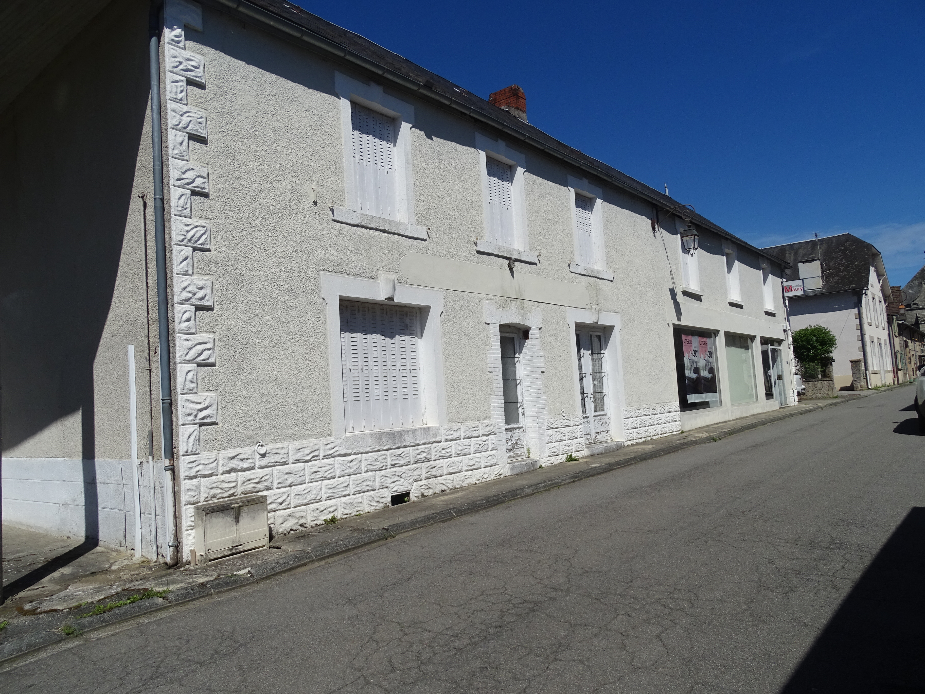 Photo 13 - Habitation avec local commercial