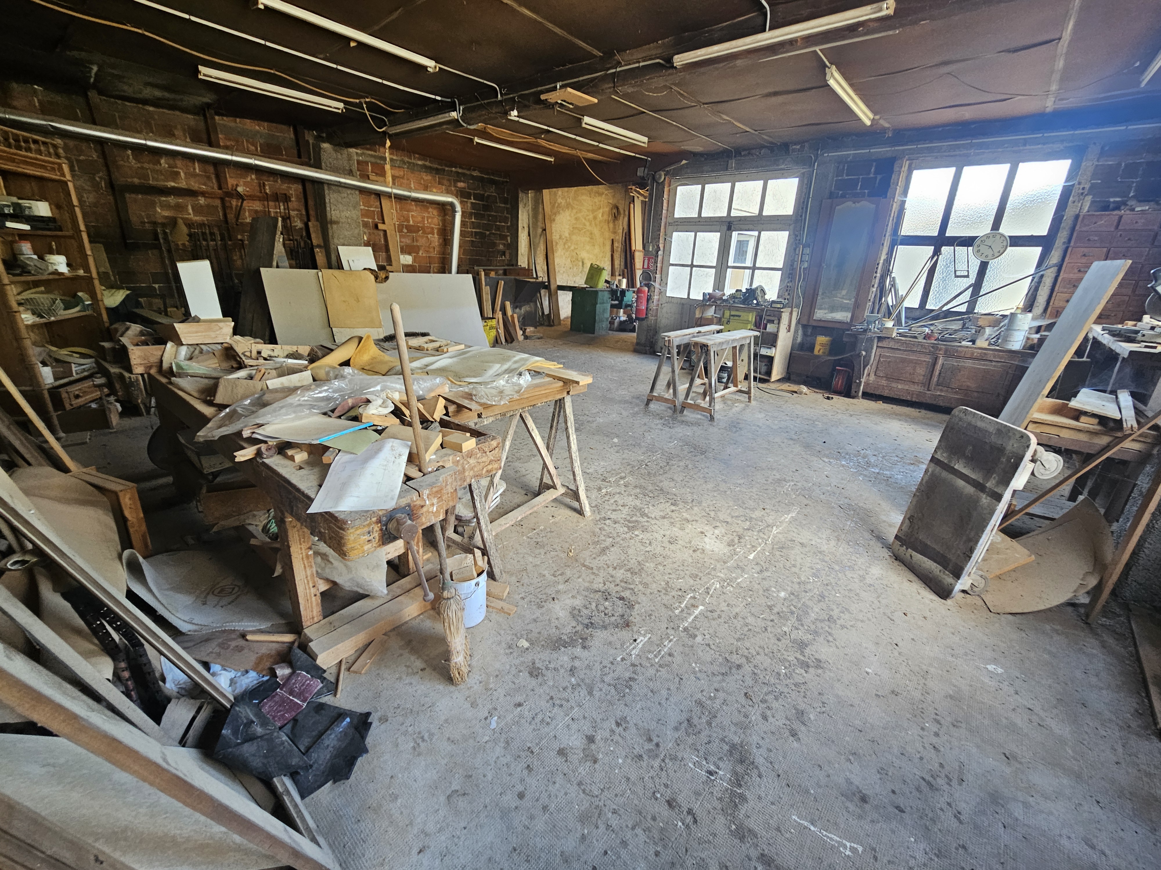 Photo 19 - Habitation avec local commercial