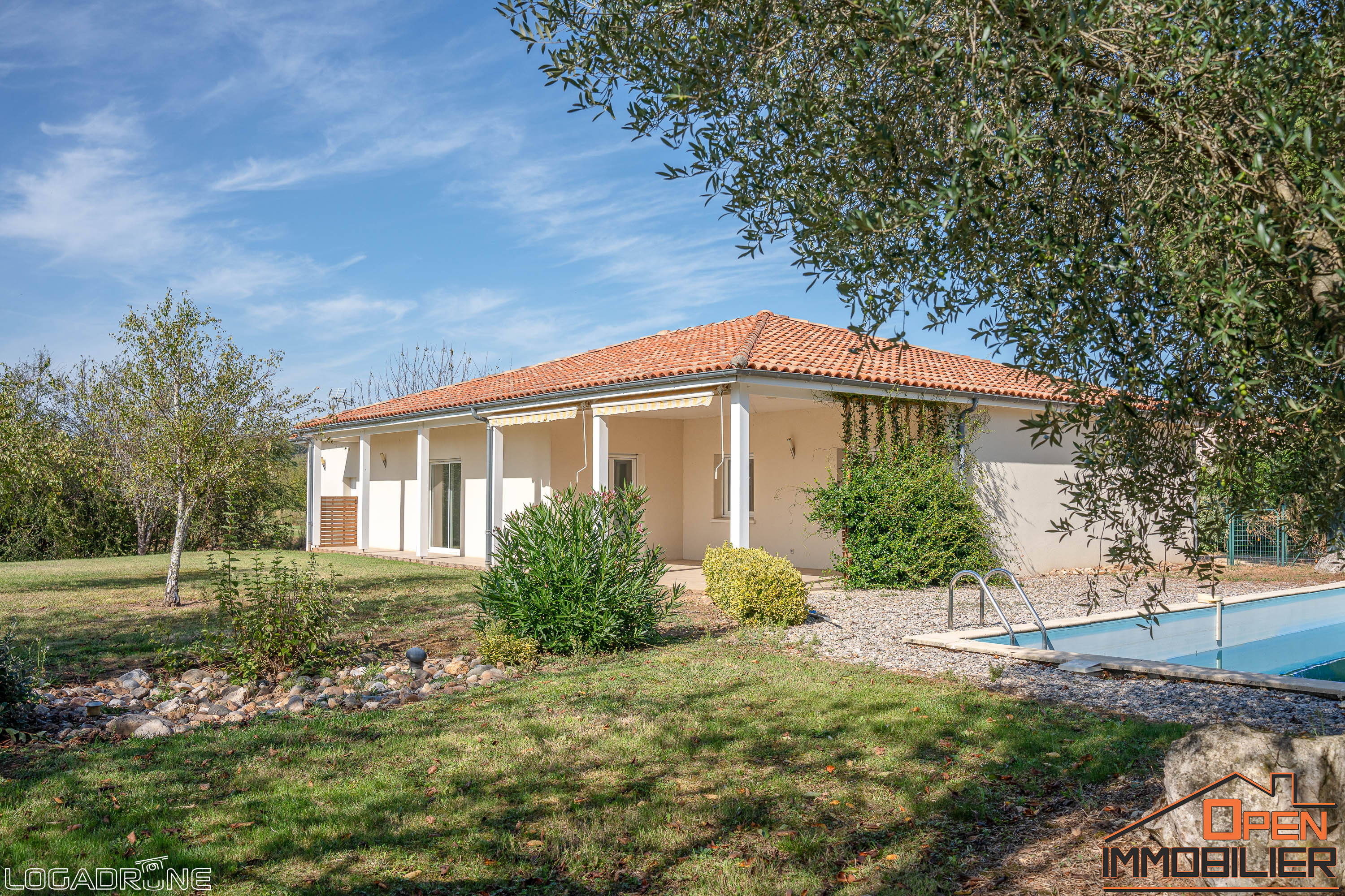 Photo 7 - Villa de plain pied avec piscine garage et jardin