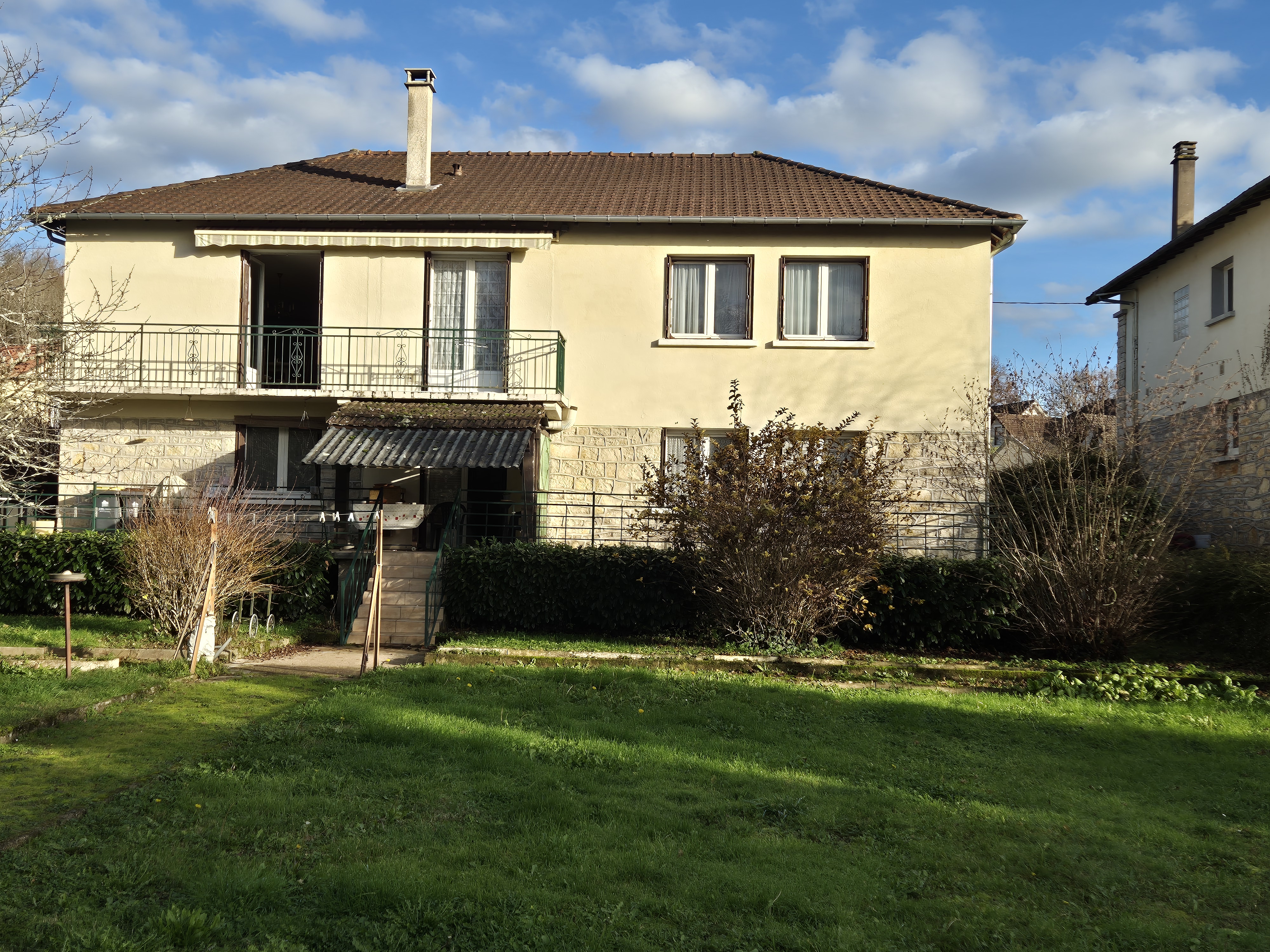 Photo 3 - Maison 103m² T 7 jardin MANSAC
