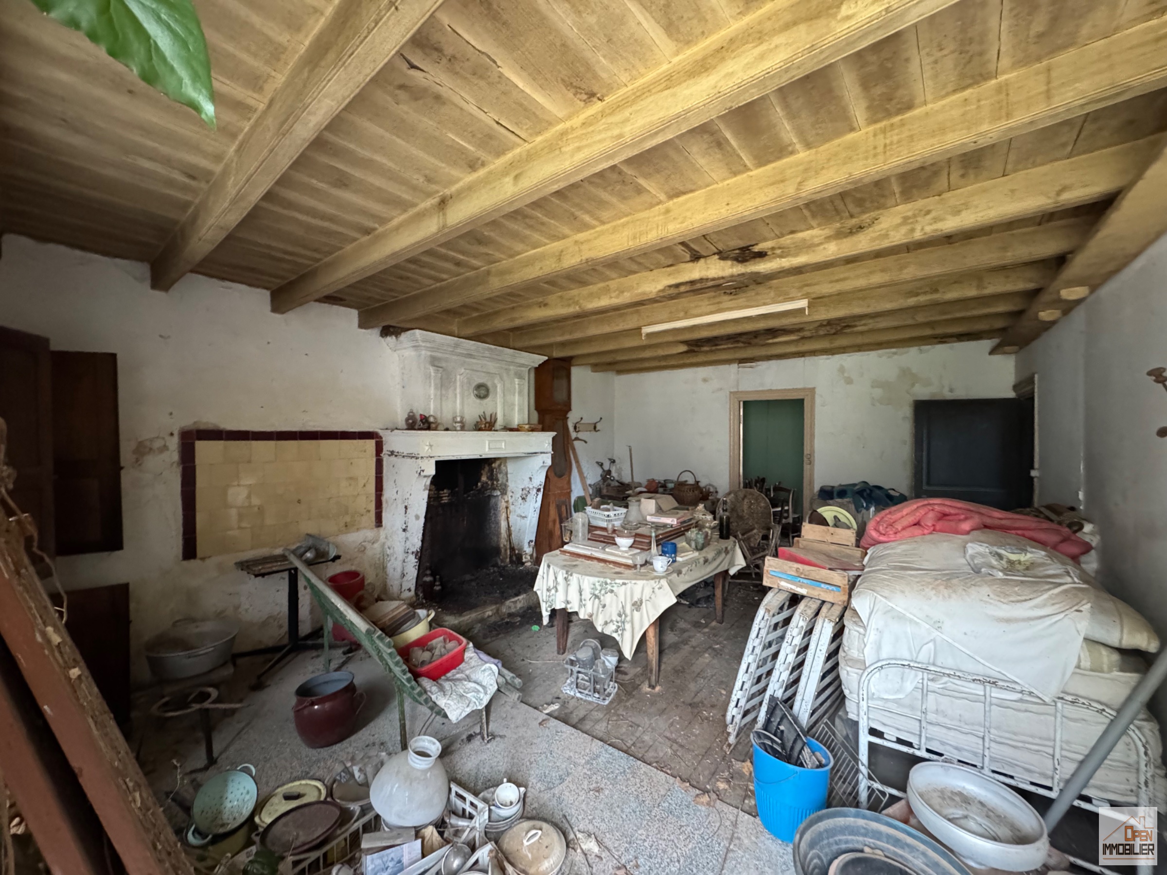 Photo 2 - Maison 77 m² entièrement à rénover avec cour