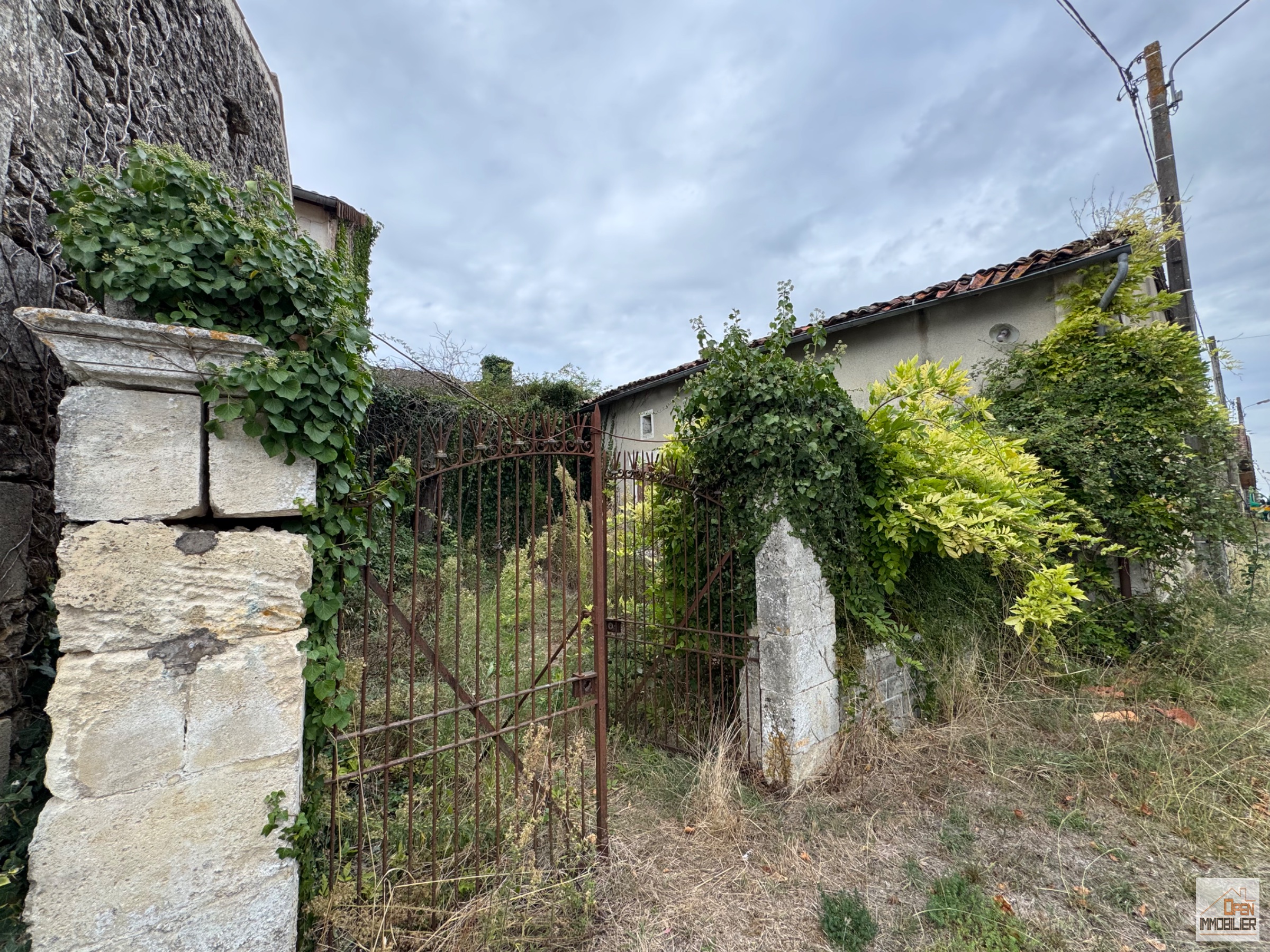 Photo 10 - Maison 77 m² entièrement à rénover avec cour
