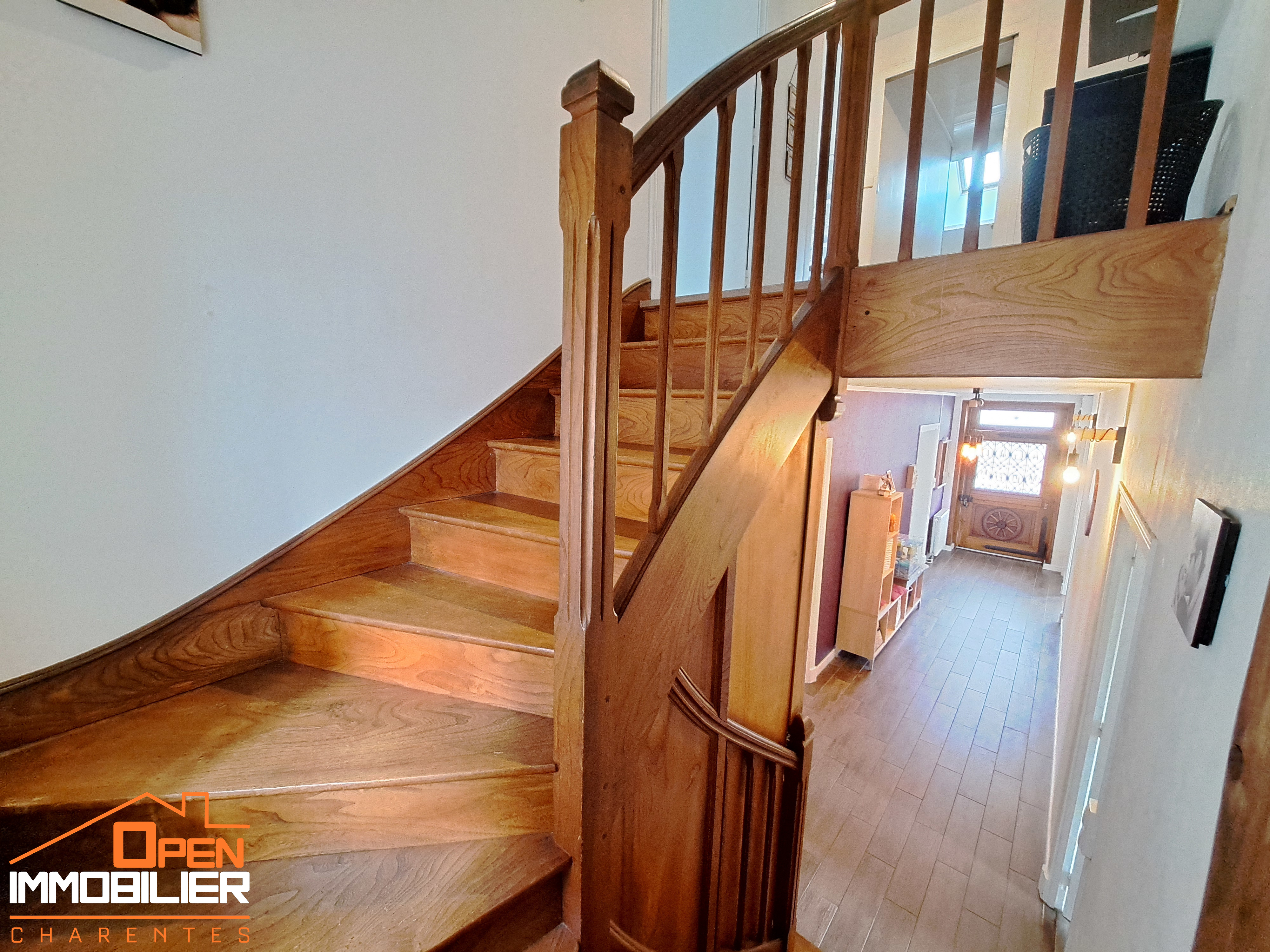 Photo 10 - Maison avec garage, sous-sol, cave et jardin clos – 187 m² – 7 pièces