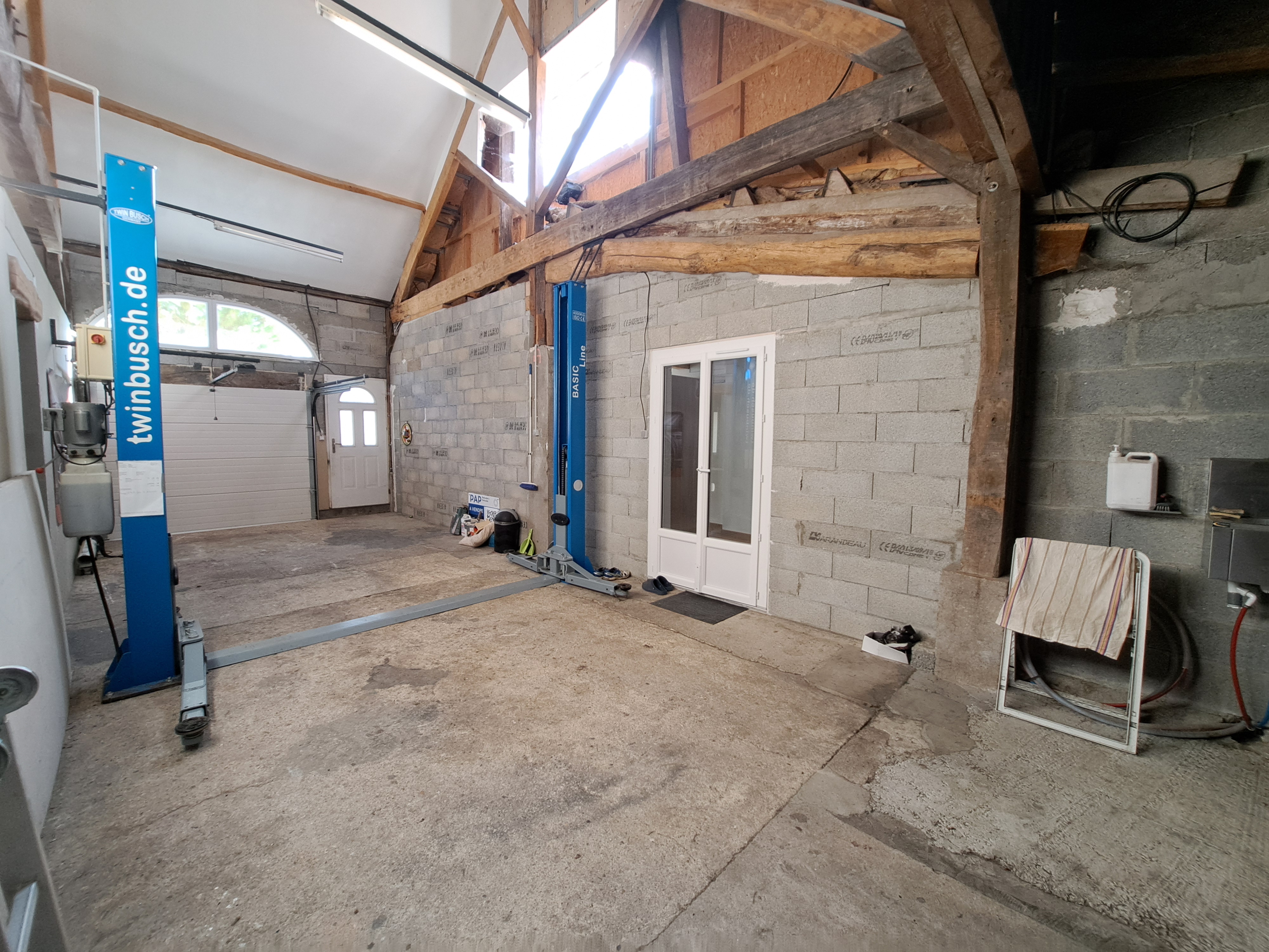 Photo 23 - Maison avec garage, sous-sol, cave et jardin clos – 187 m² – 7 pièces