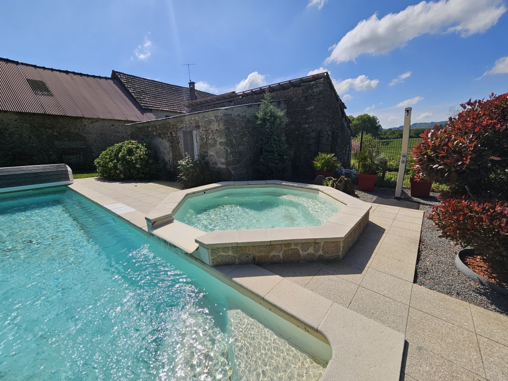 Photo 13 - Deux maisons avec dépendances, piscine, terrasse, jardins