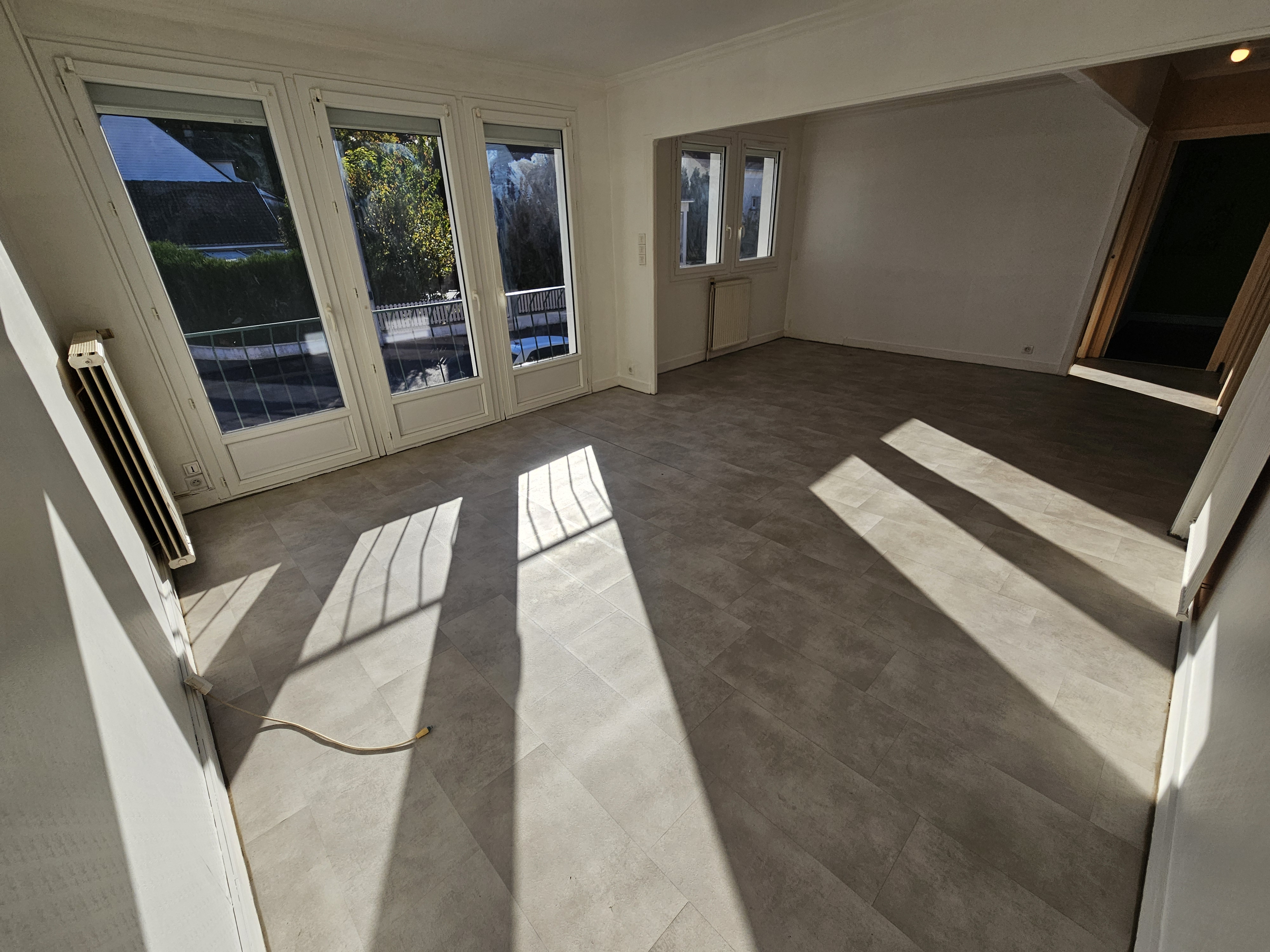 Maison lumineuse sur sous-sol - Photo 2