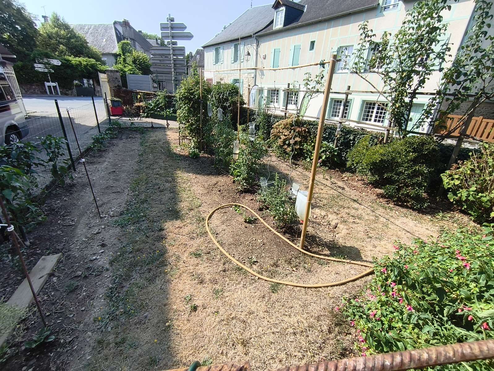 Photo 25 - Maison type T4, avec trois garages, jardin et cour 19470 Le Lonzac