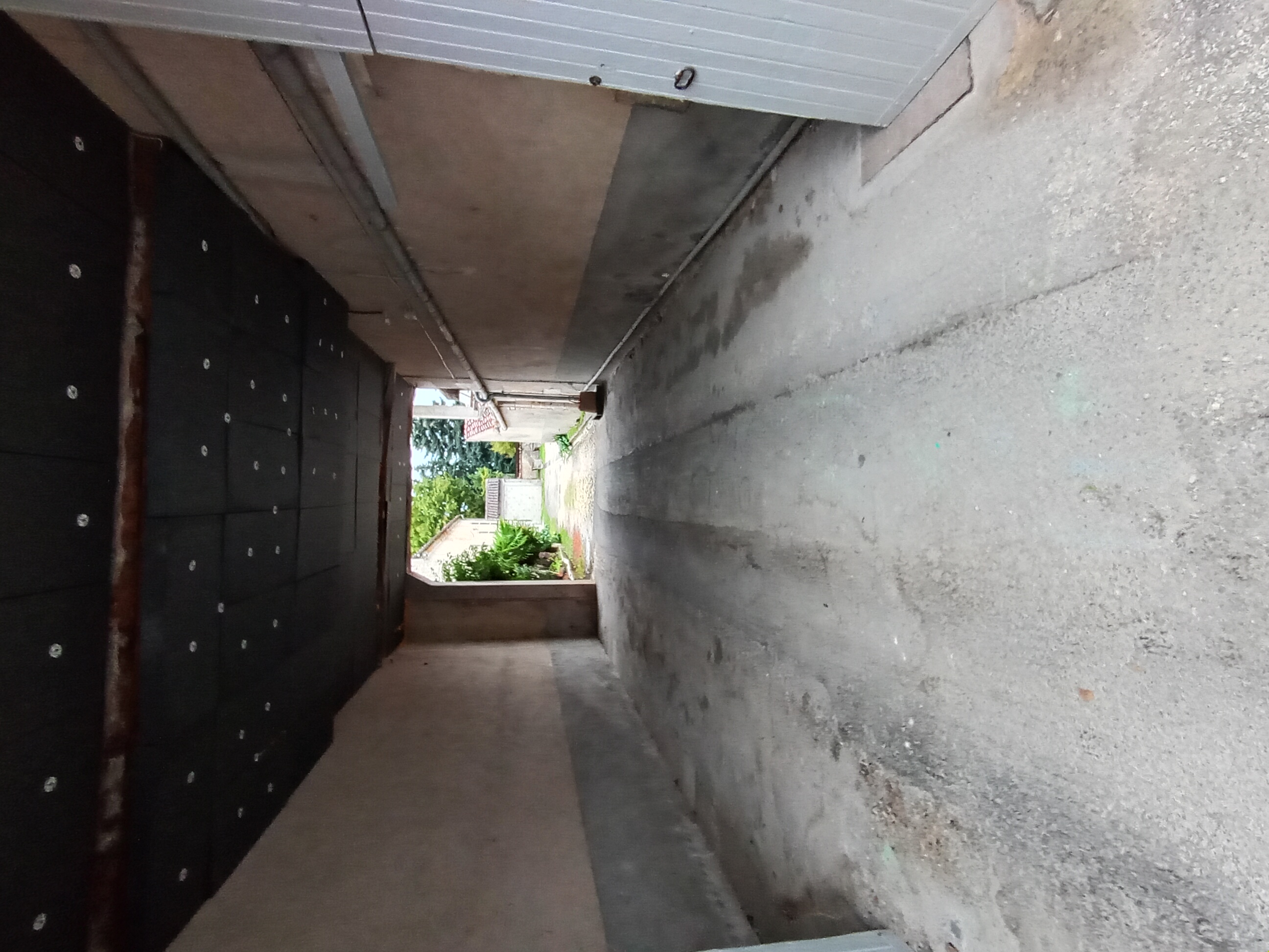 Photo 8 - Garage/Dépendance