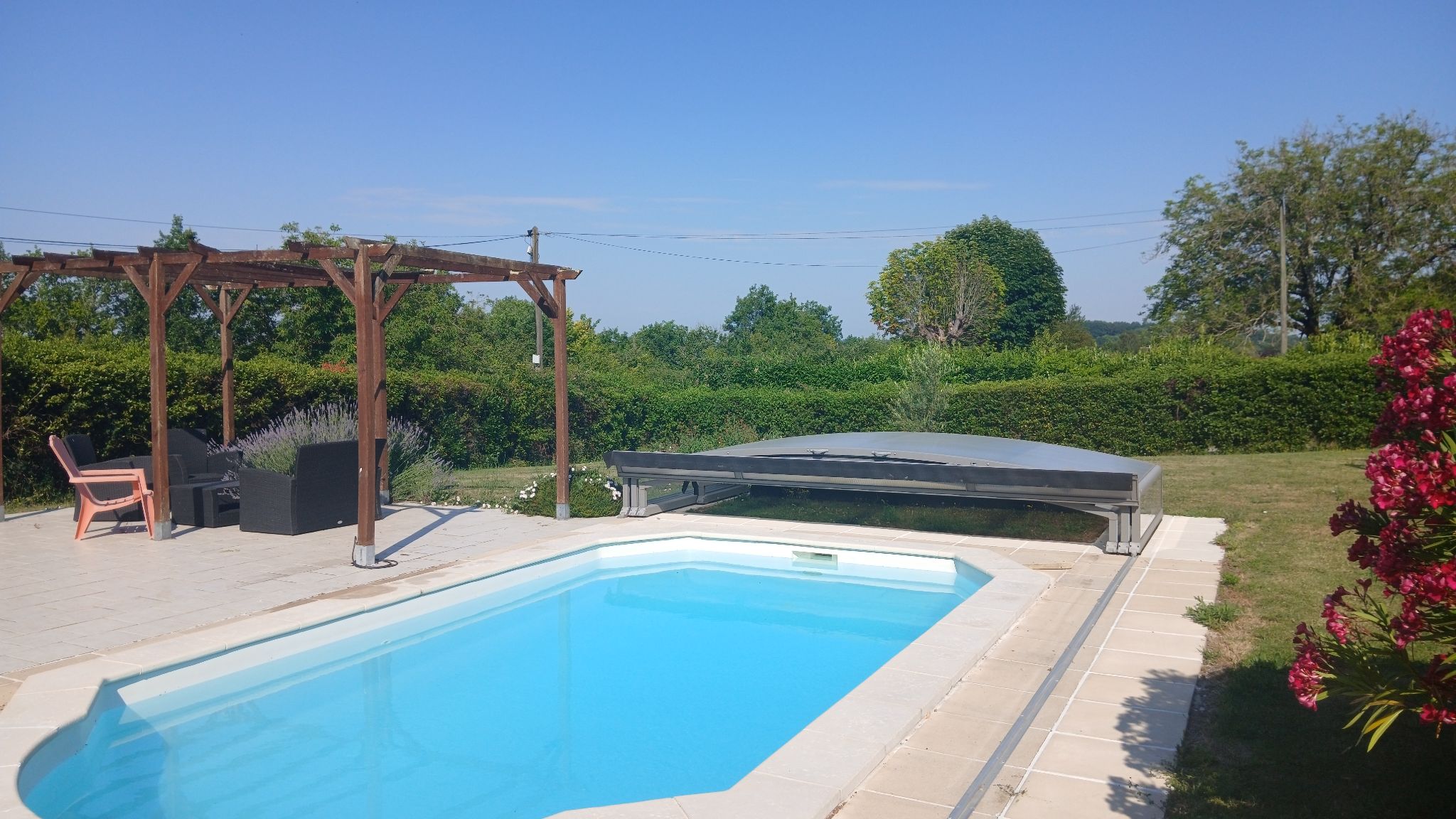 Photo 13 - Maison rénovée, 4 chambres, piscine