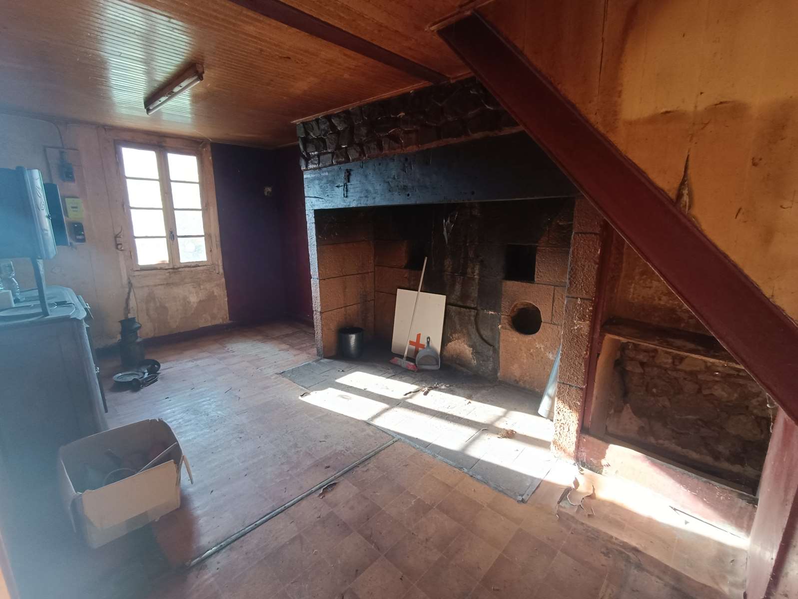 Photo 5 - Maison de caractère avec tour, en pierre et lauze, grange, puits, terrain 19400 Argentat