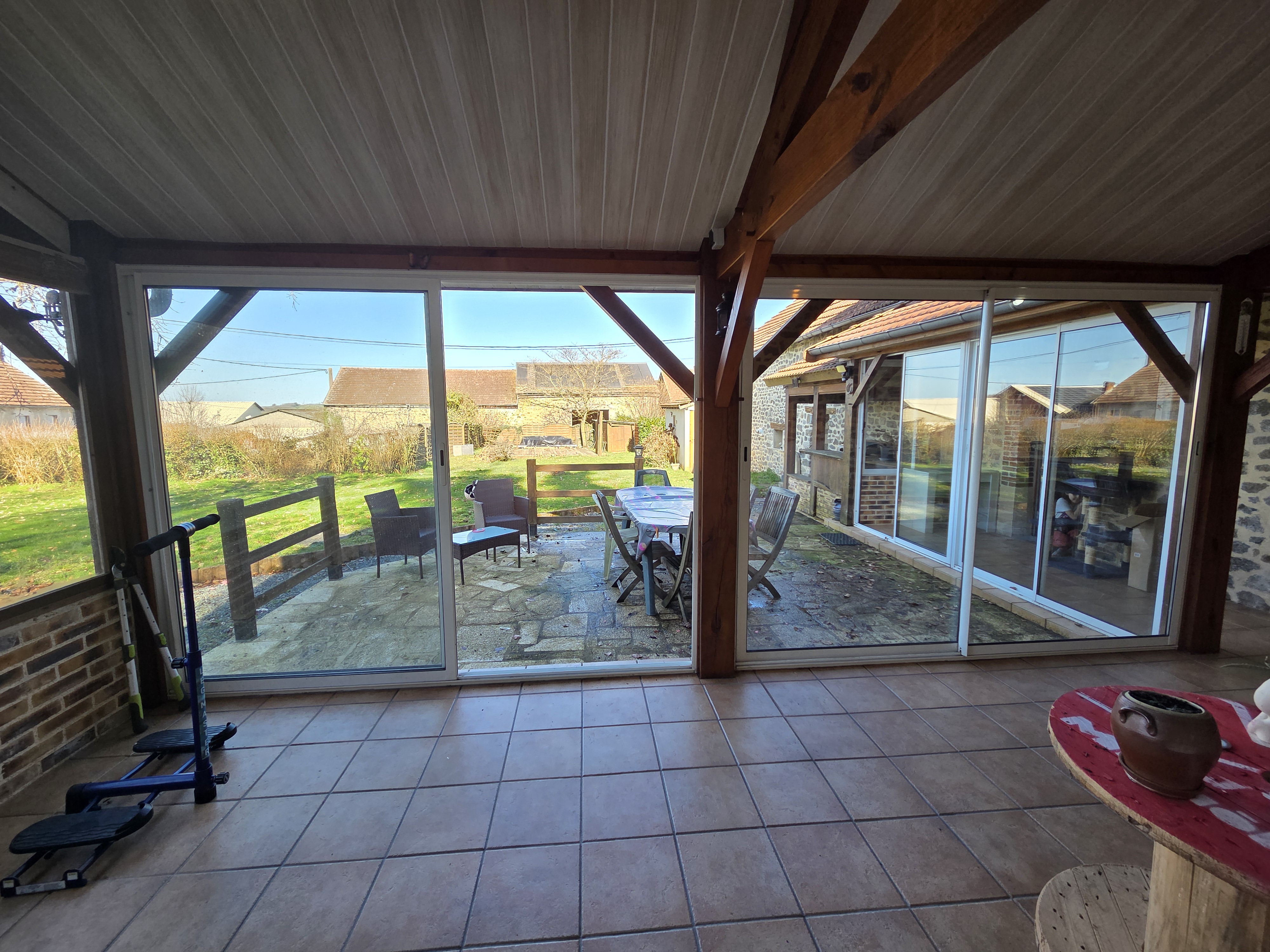 Photo 15 - Maison avec grange attenante véranda et terrasse