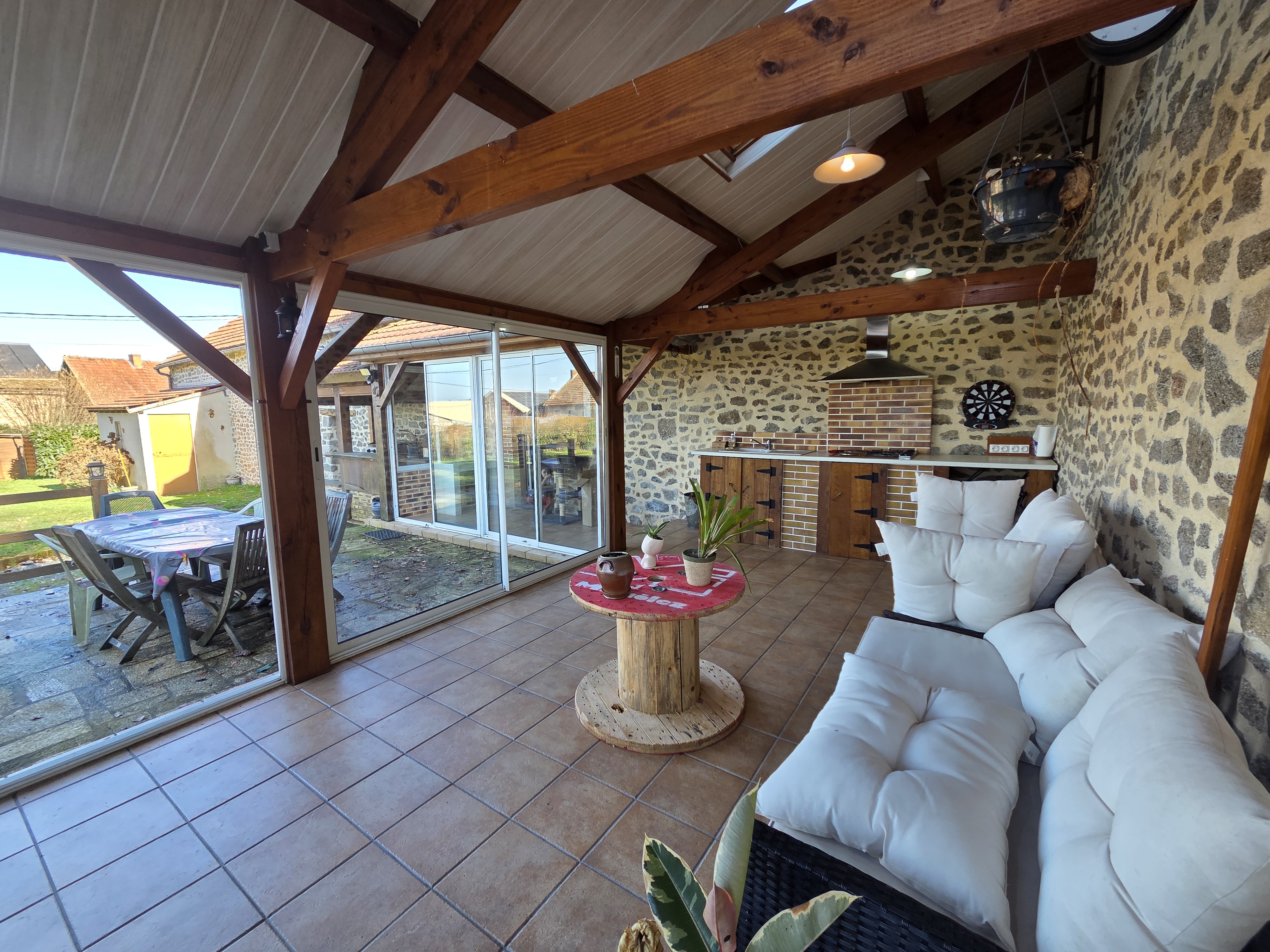 Photo 14 - Maison avec grange attenante véranda et terrasse