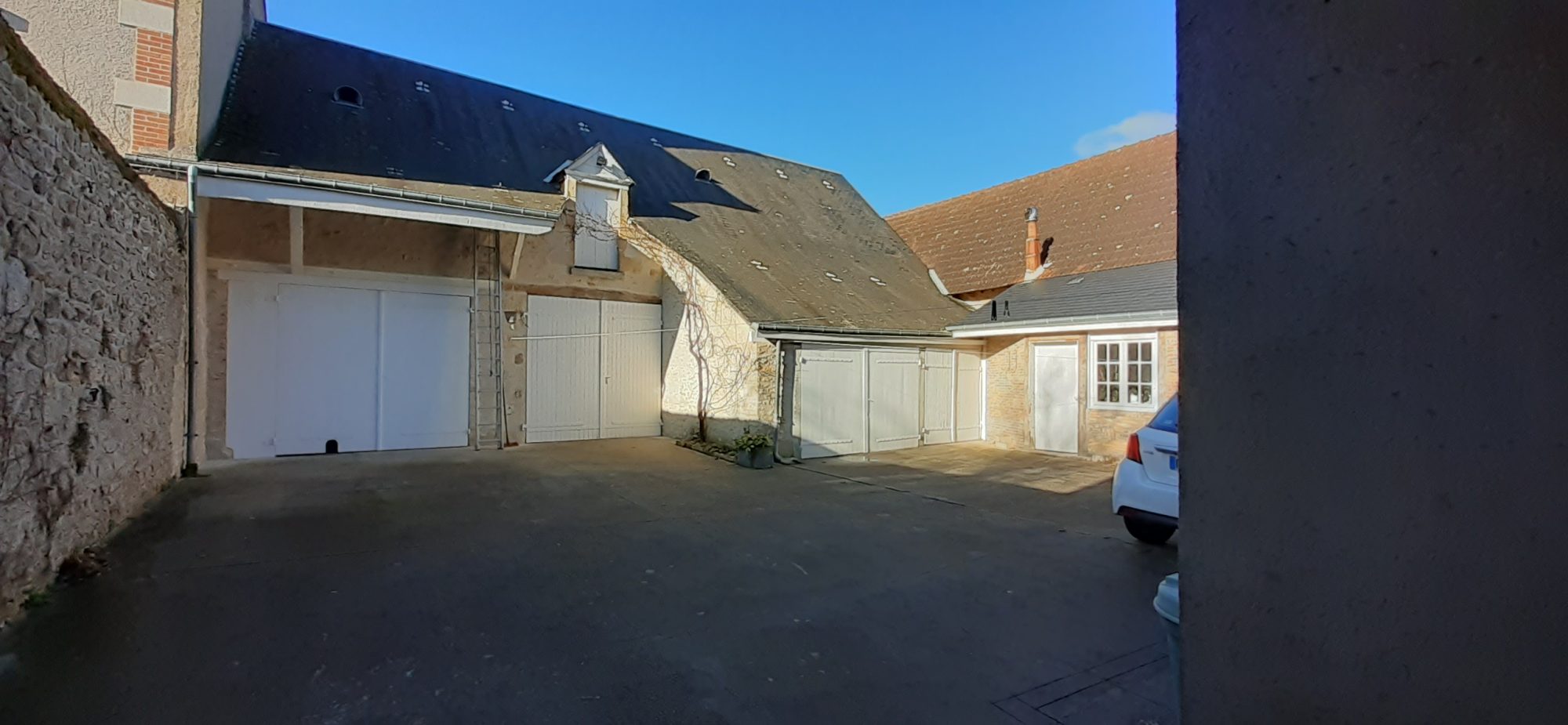 Photo 4 - Maison de ville avec garage et jardin !