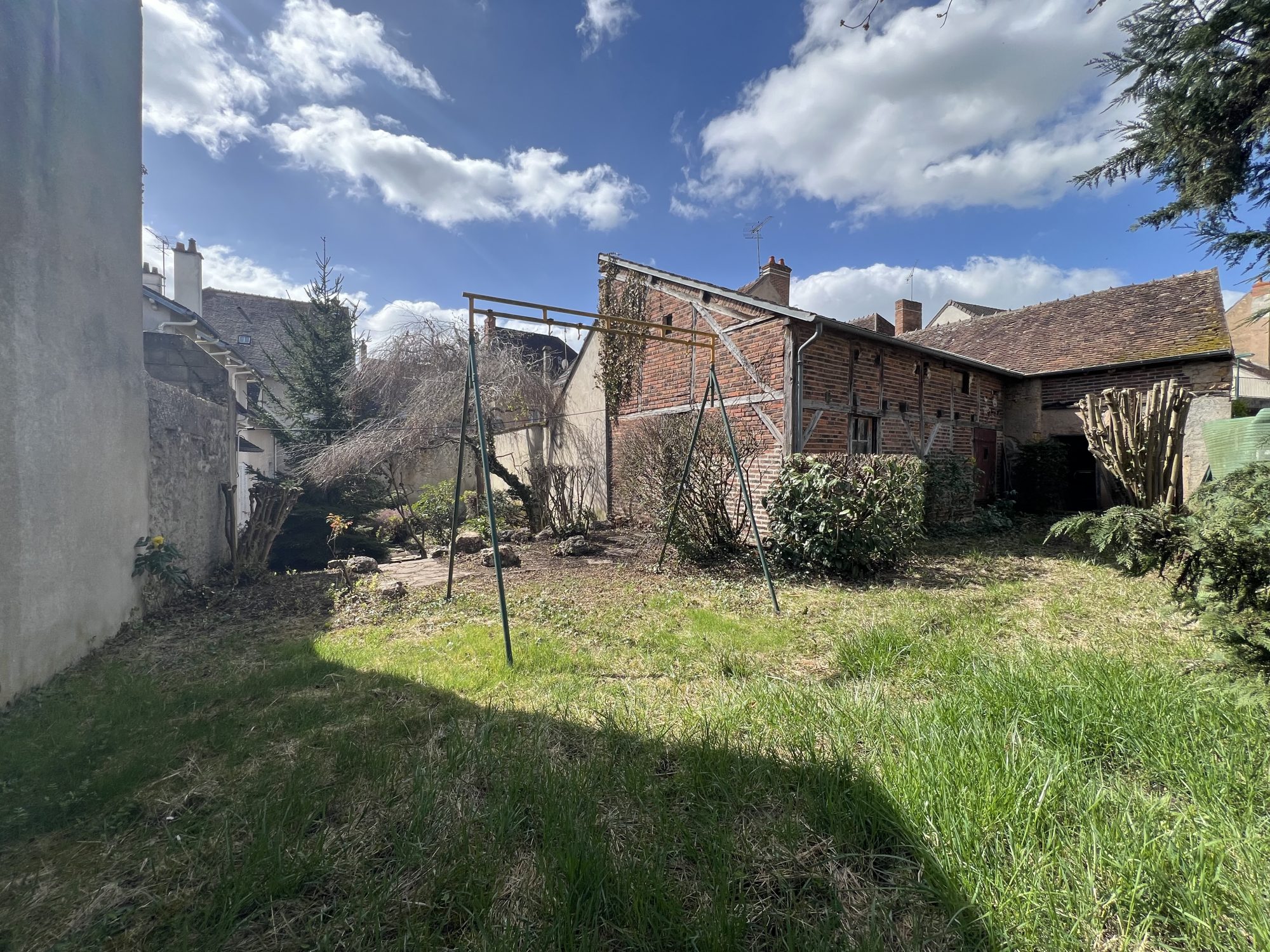 Photo 19 - Ensemble immobilier de deux maisons de ville avec commerce !