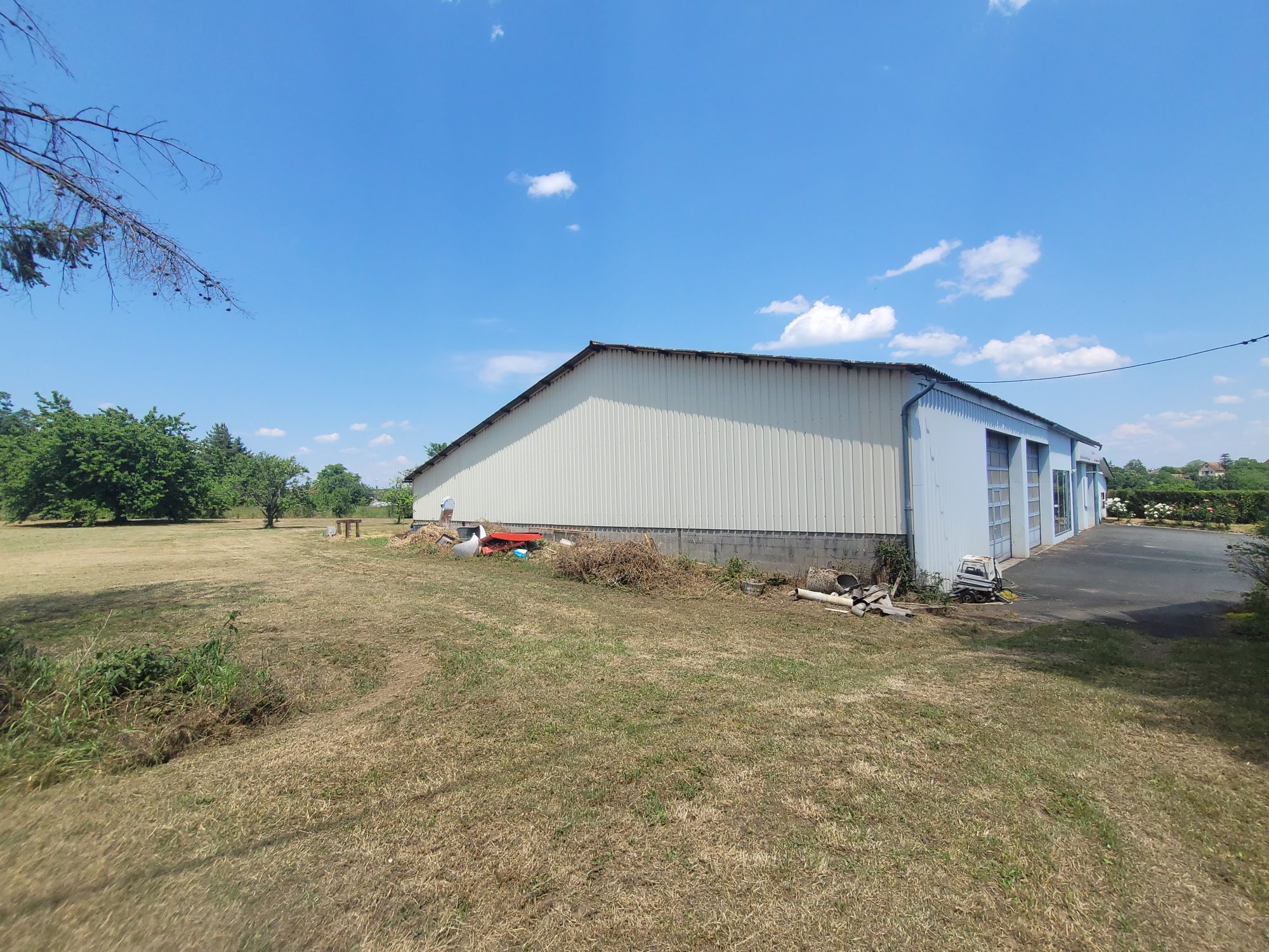 Photo 2 - Maison de ville avec garage de 900 m² !