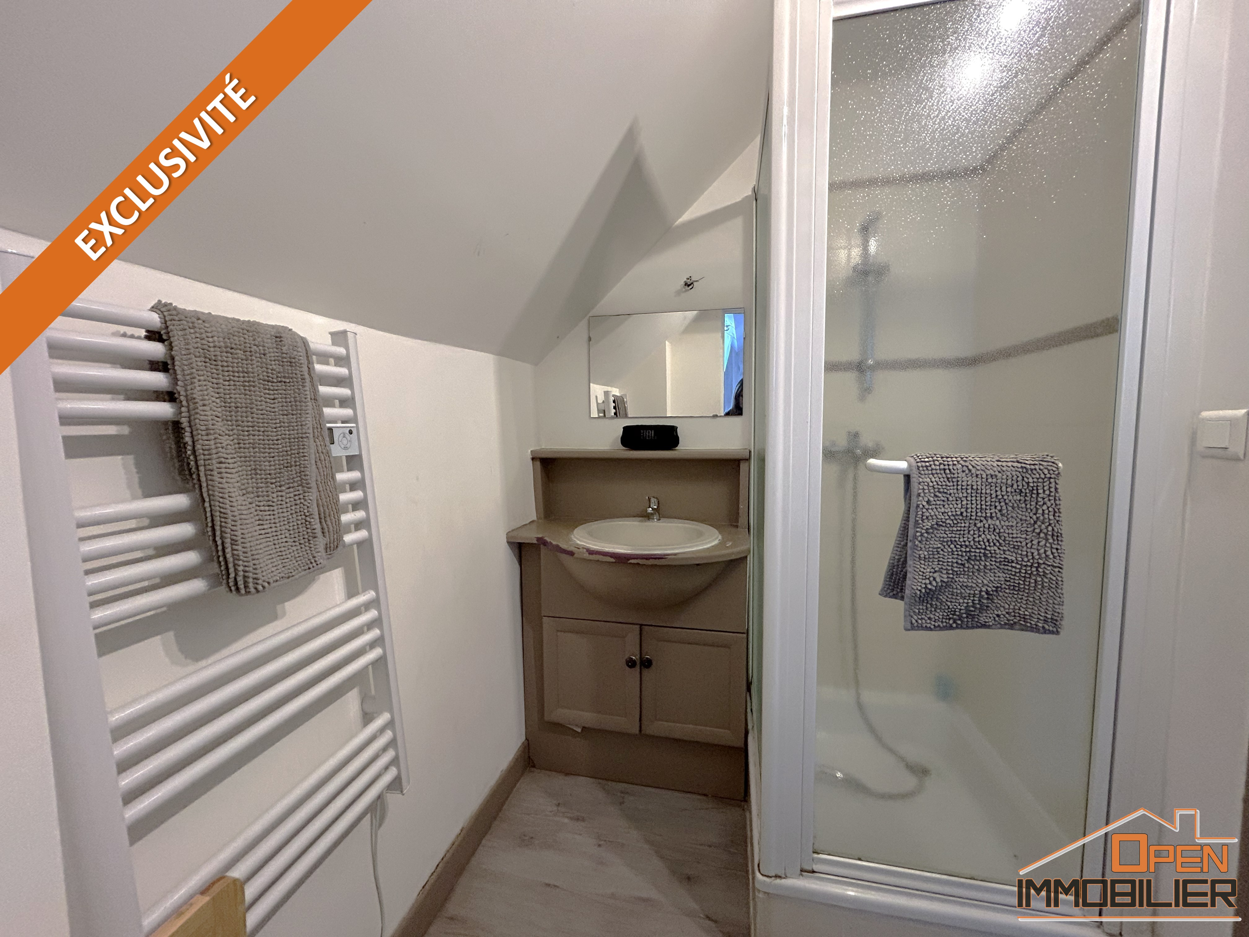 Photo 17 - Propriété troglodyte en pierre-Gîte-Piscine à débordement-Terrain 18 522m²