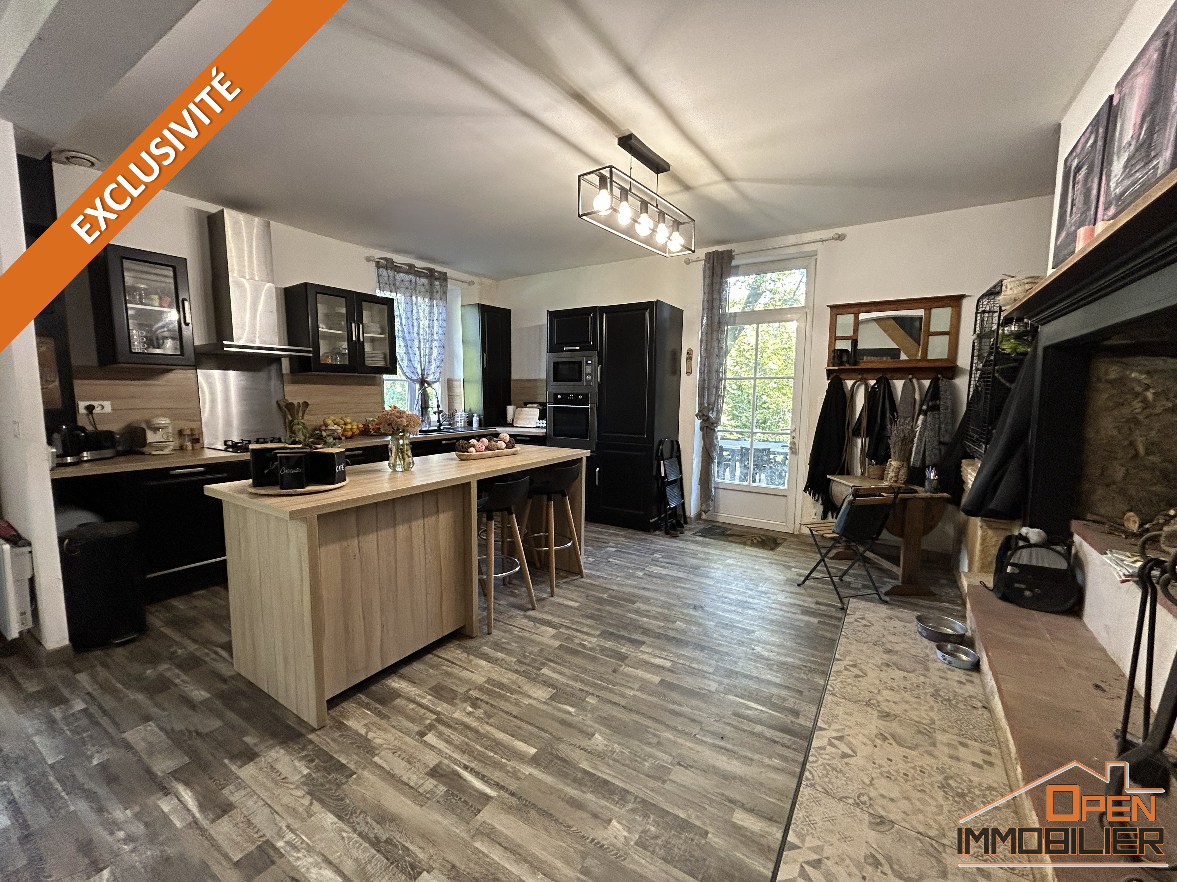 Photo 10 - Propriété troglodyte en pierre-Gîte-Piscine à débordement-Terrain 18 522m²