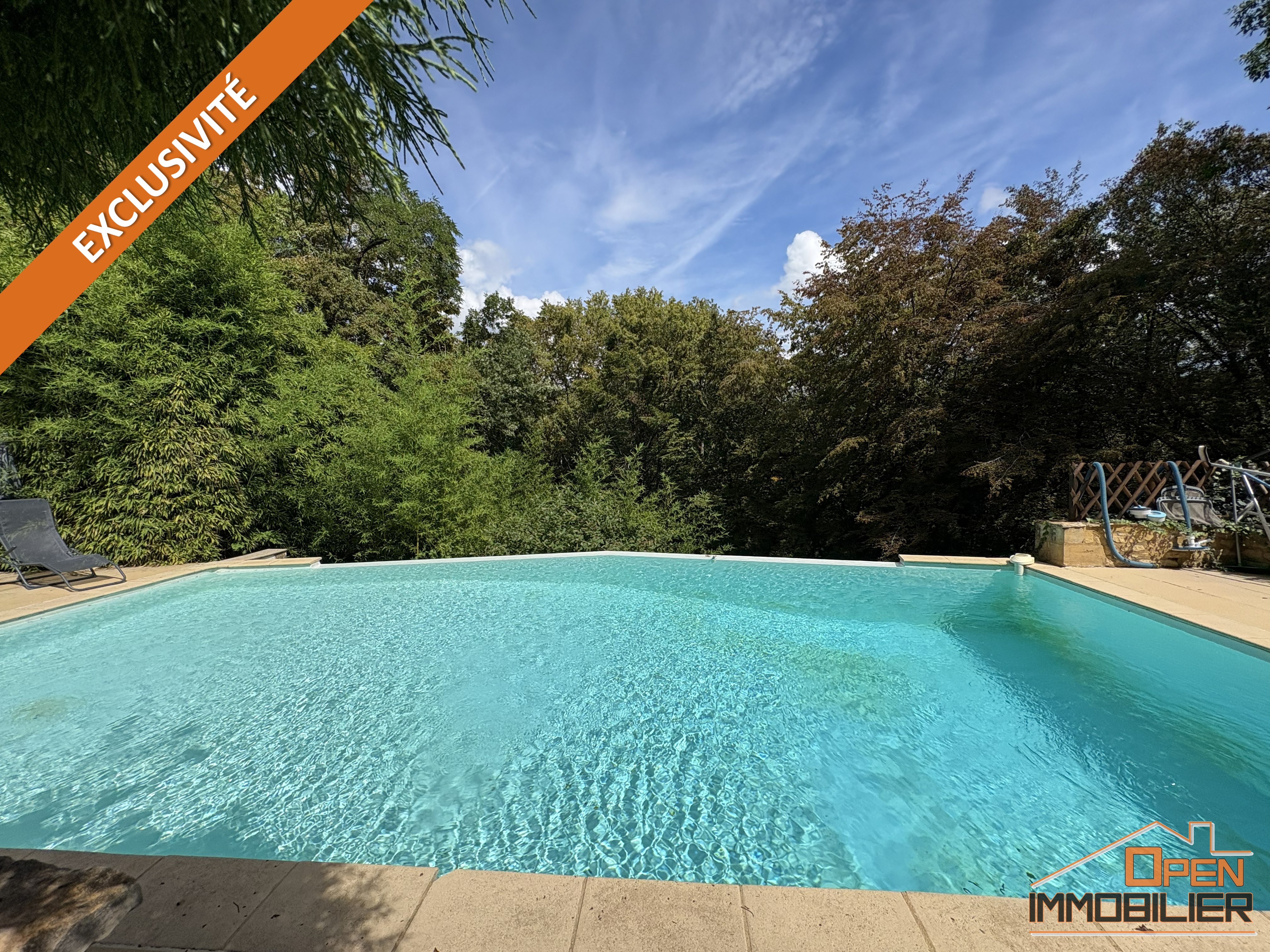 Photo 4 - Propriété troglodyte en pierre-Gîte-Piscine à débordement-Terrain 18 522m²
