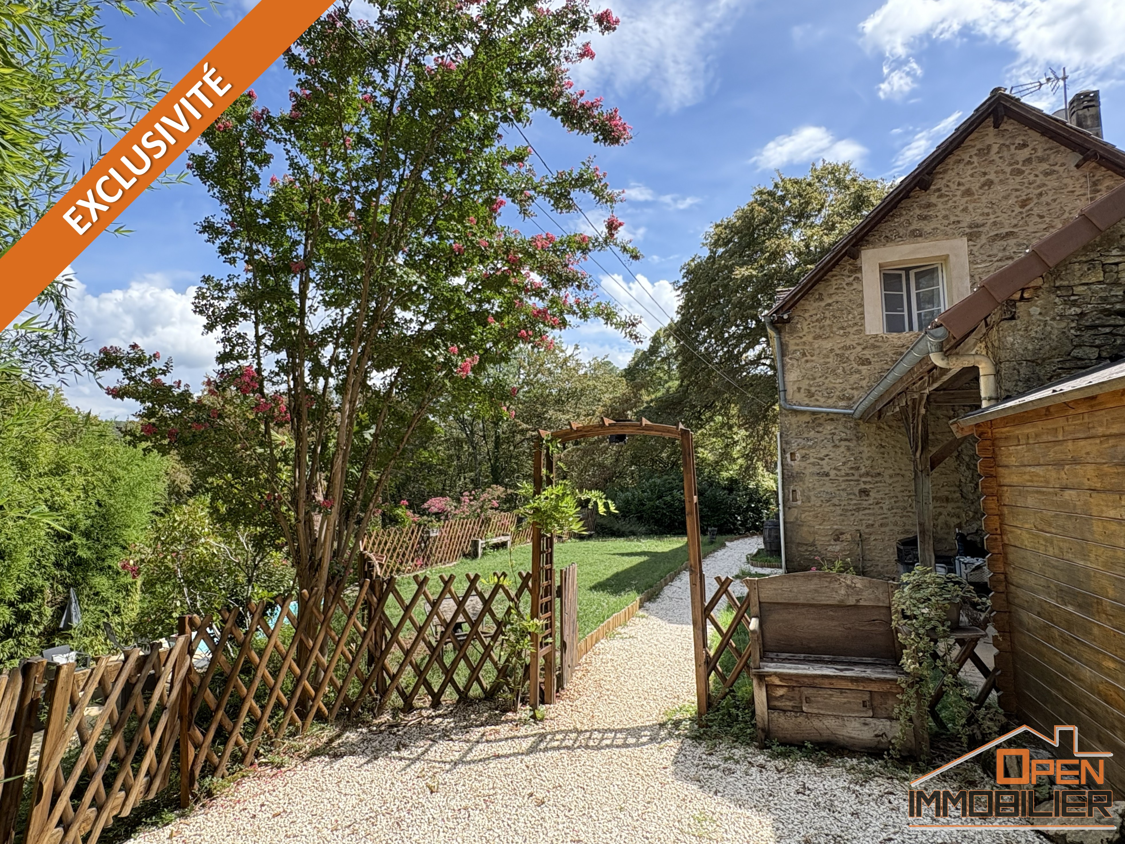 Photo 5 - Propriété troglodyte en pierre-Gîte-Piscine à débordement-Terrain 18 522m²