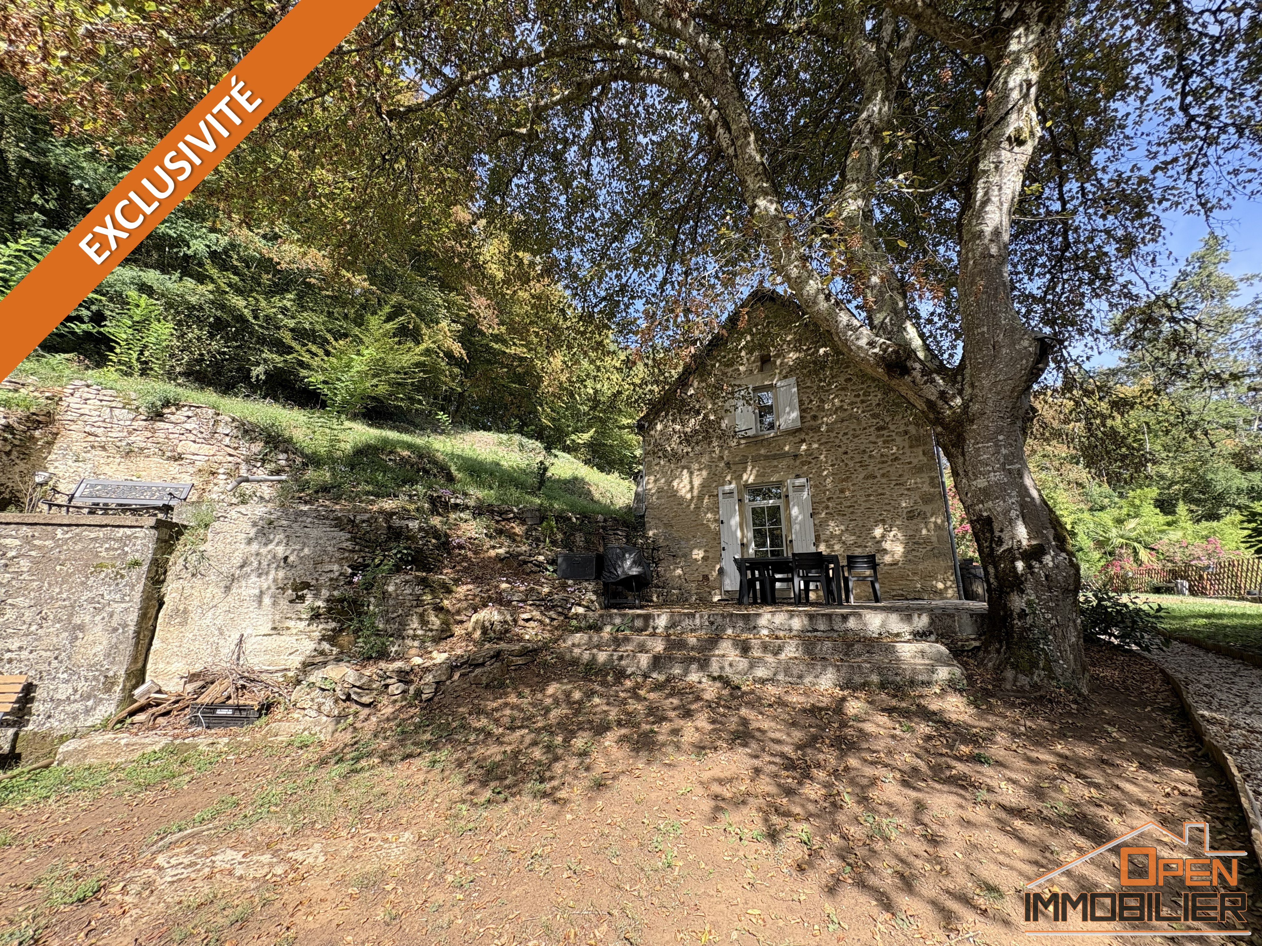 Photo 19 - Propriété troglodyte en pierre-Gîte-Piscine à débordement-Terrain 18 522m²