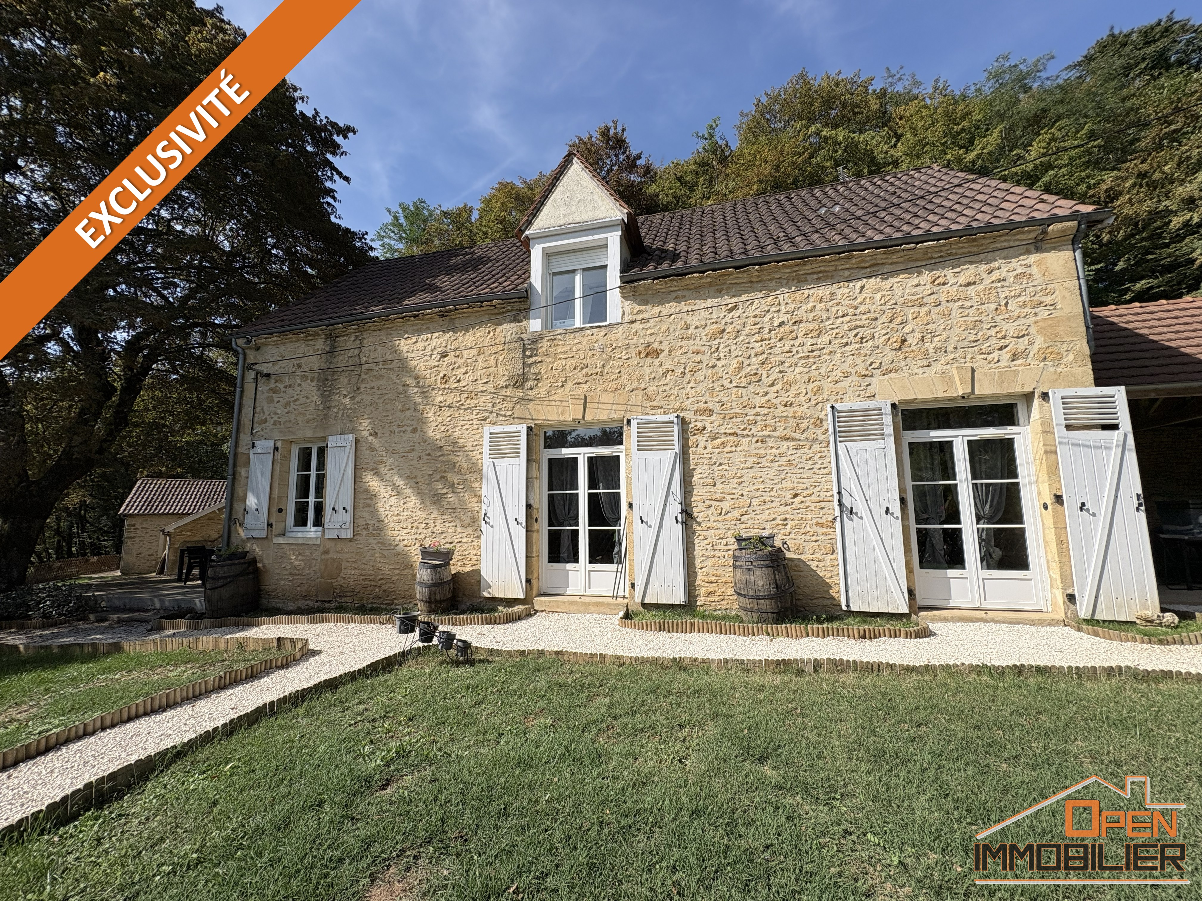 Photo 6 - Propriété troglodyte en pierre-Gîte-Piscine à débordement-Terrain 18 522m²
