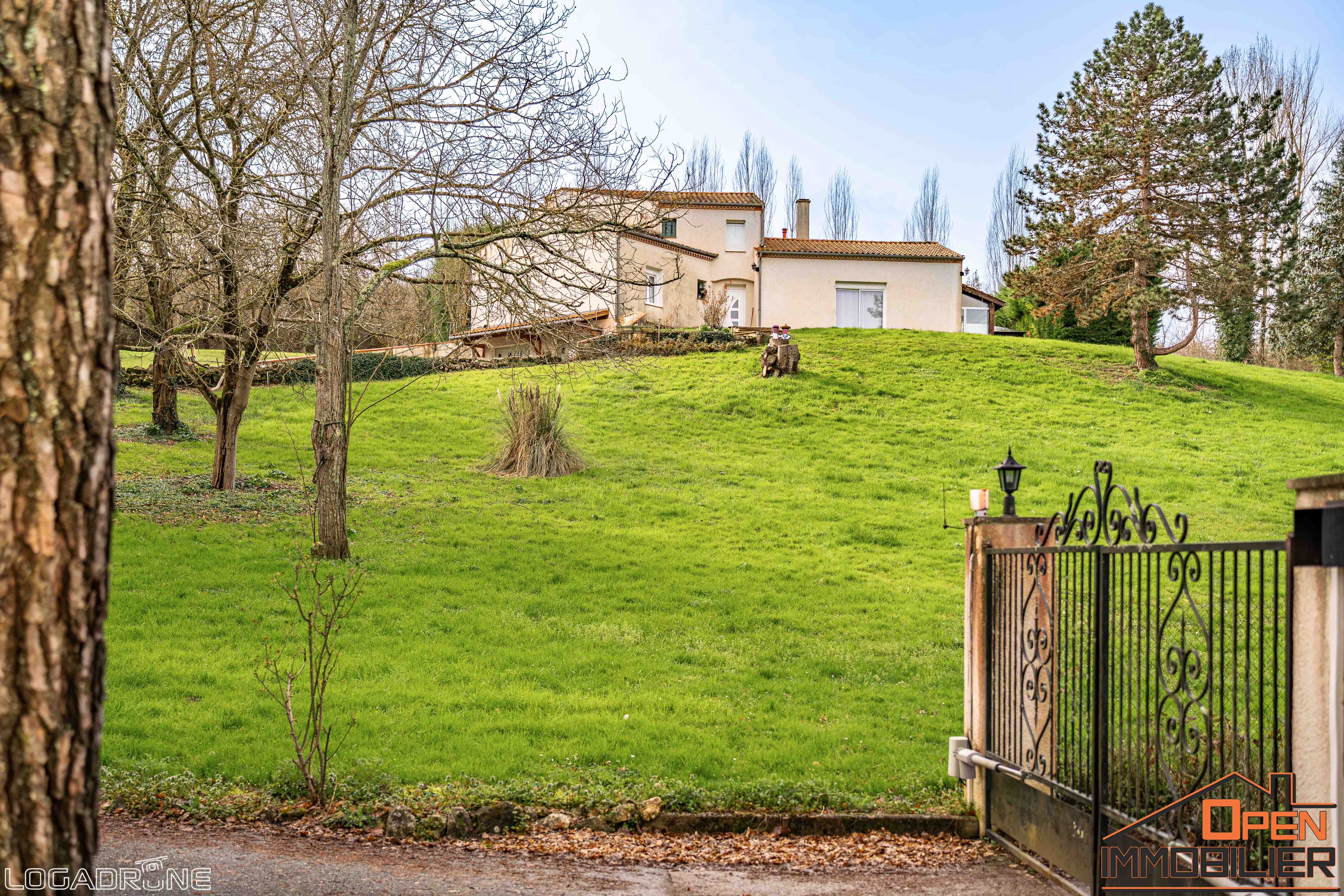 maison avec grand terrain - Photo 2