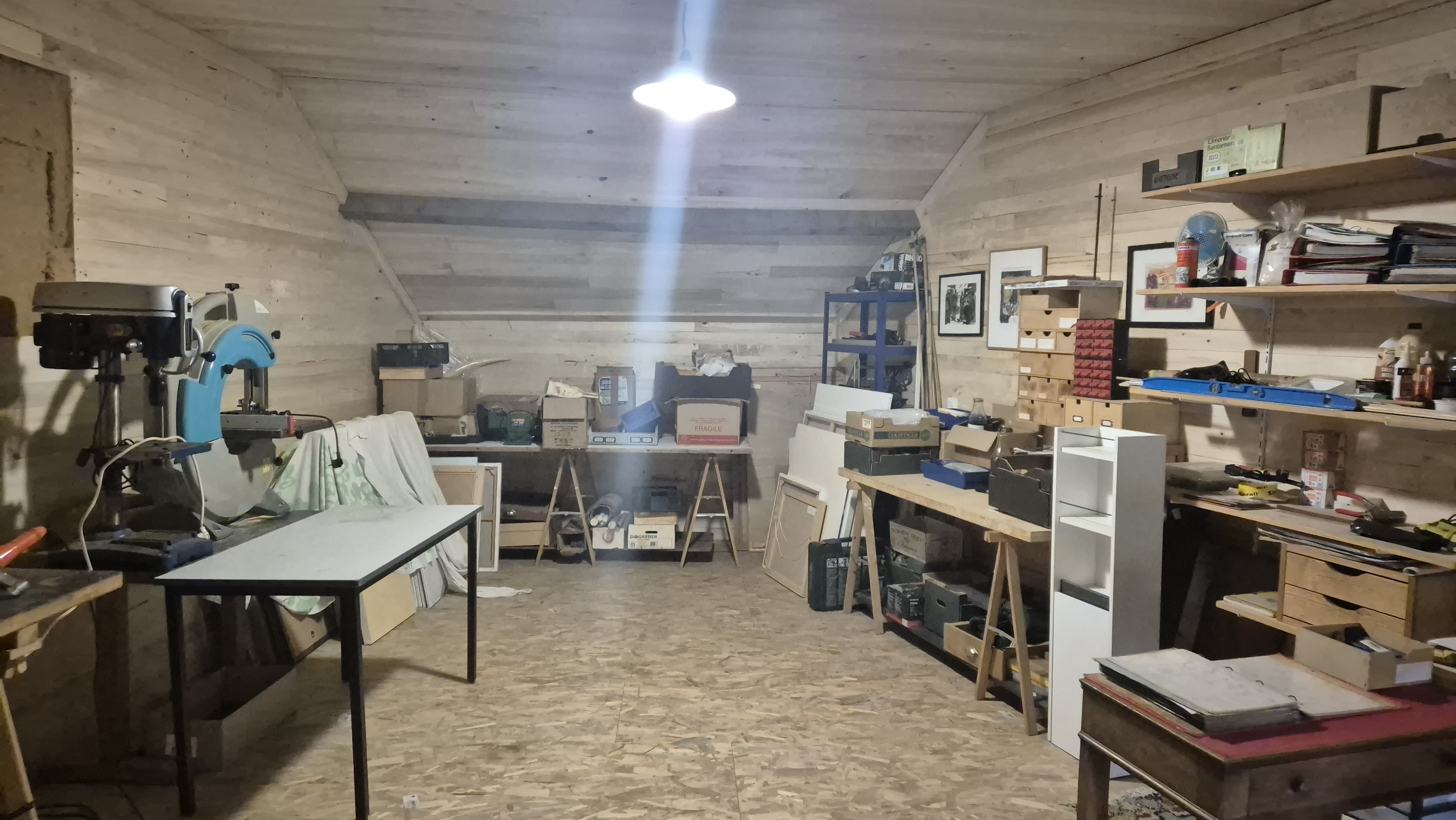 Photo 13 - BELLE MAISON ET GRANGE EN PIERRE A GROS POTENTIEL POUR HABITATION PLUS ATELIER VOIR COMMERCE A SAISIR !