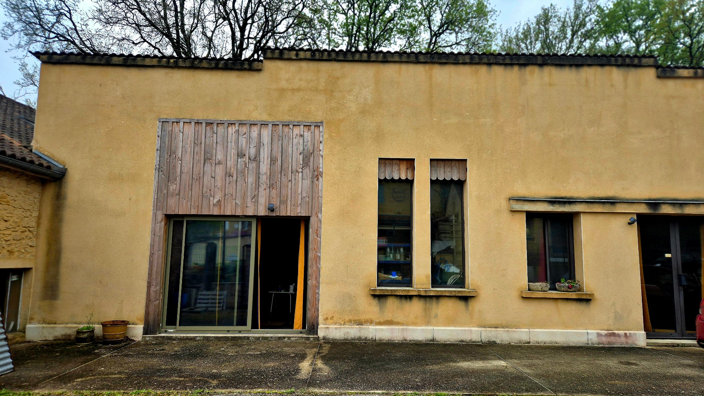 Photo 16 - BELLE MAISON ET GRANGE EN PIERRE A GROS POTENTIEL POUR HABITATION PLUS ATELIER VOIR COMMERCE A SAISIR !