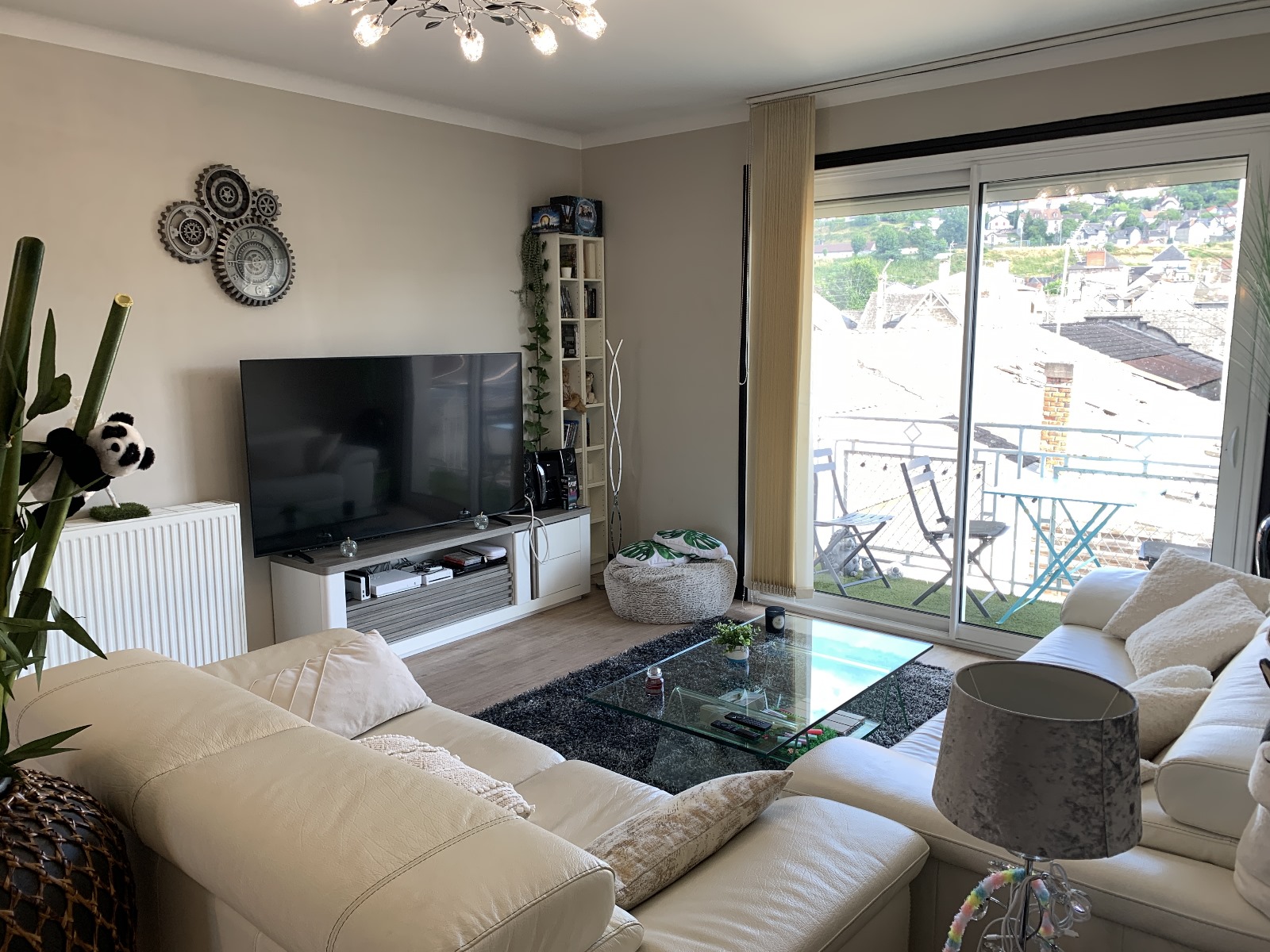 Photo 3 - Appartement avec balcons, cave et garage