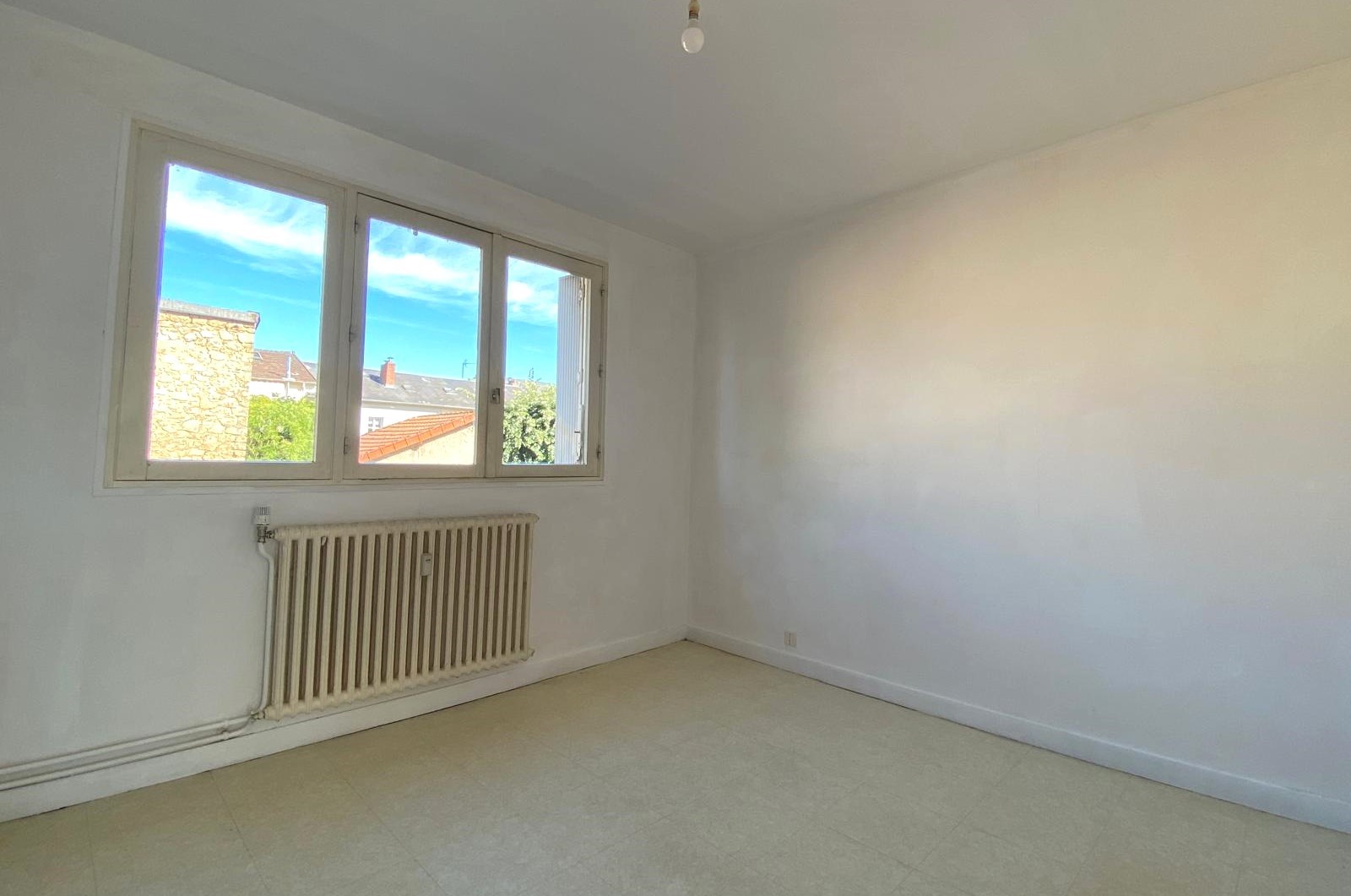 Photo 5 - Appartement Type 3 – 77 m2 – Balcon – Parking – Cave