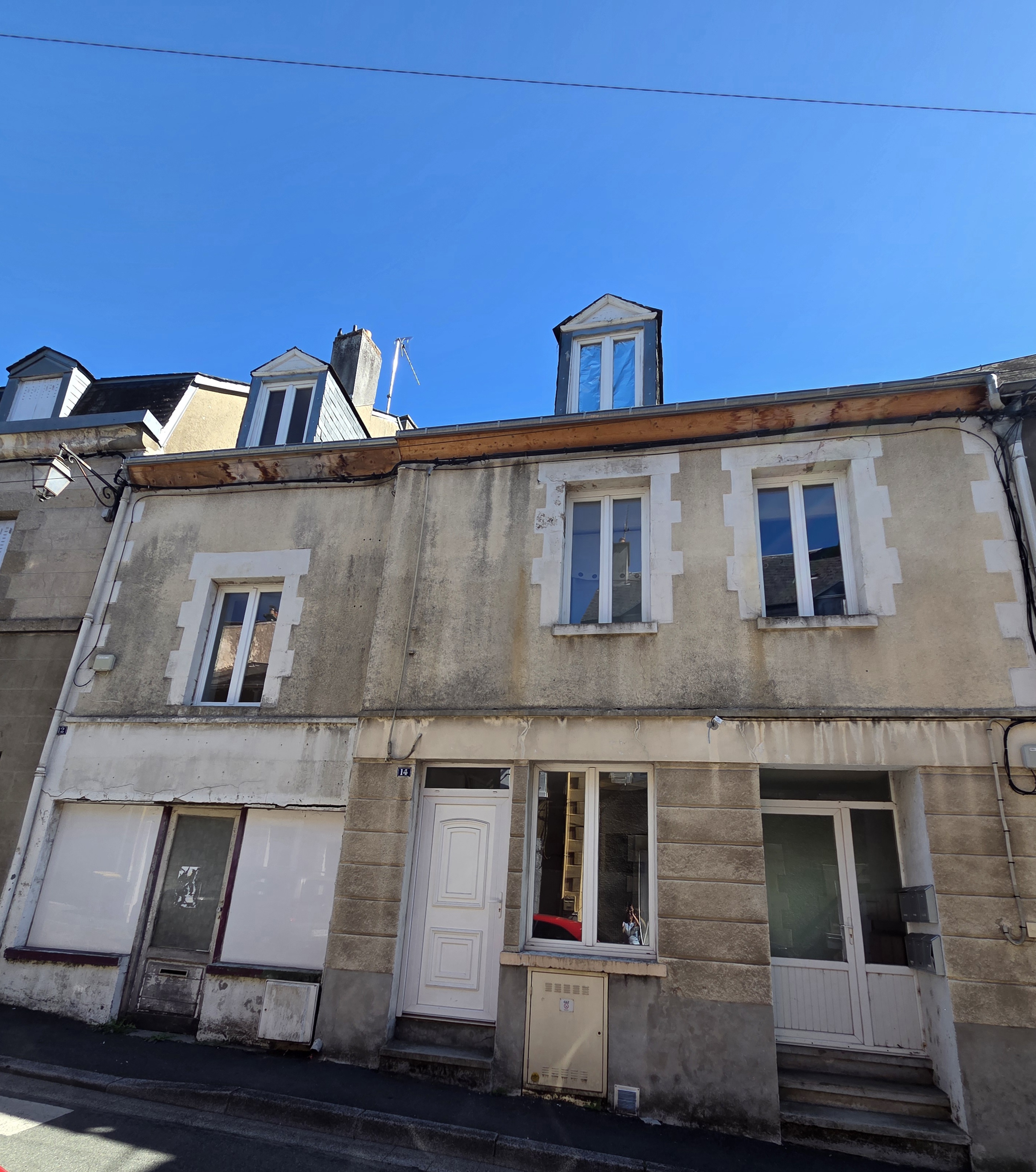 Photo 22 - Immeuble de rapport composé de 6 logements et 1 local