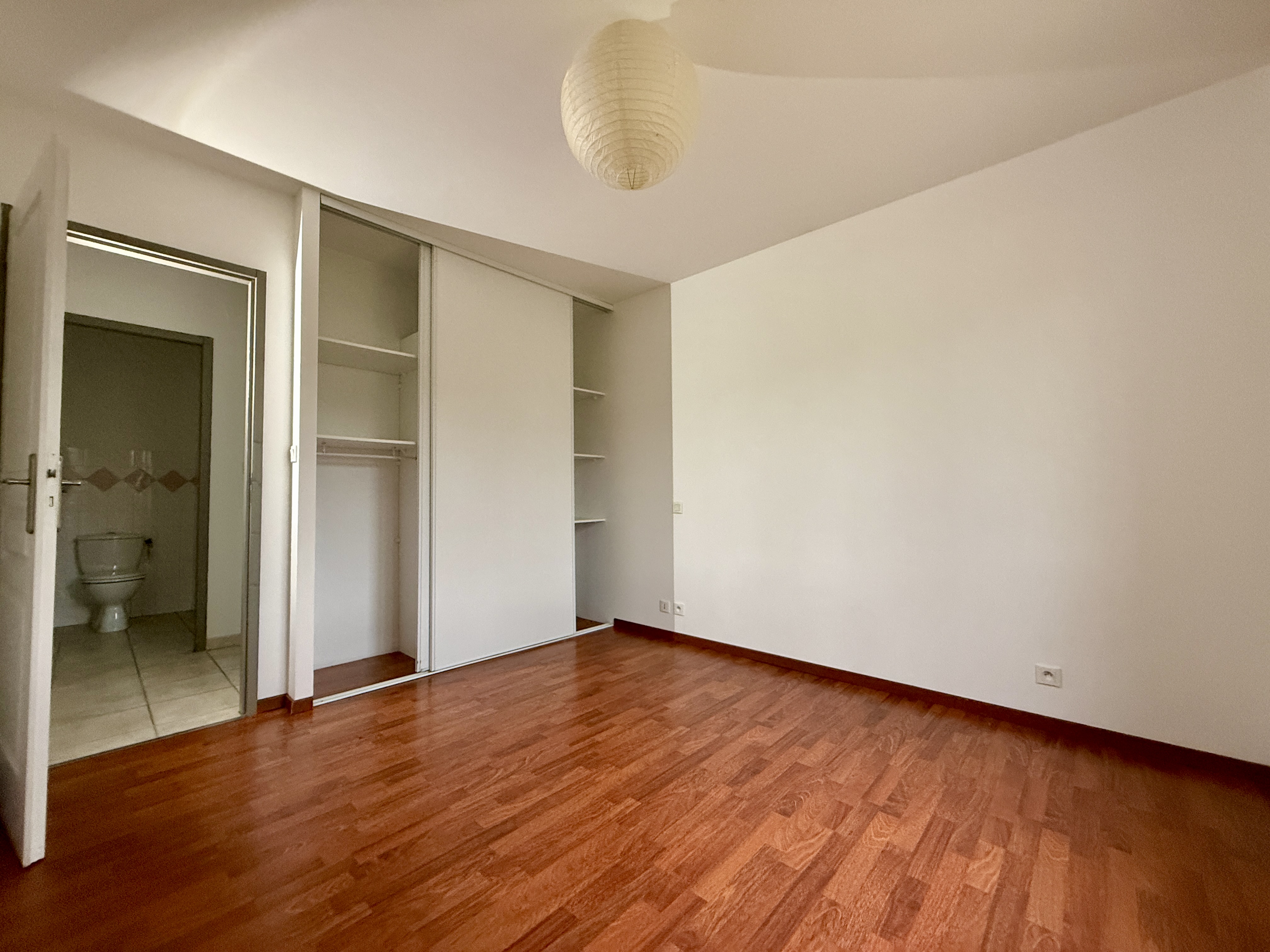 Photo 4 - maison plain pied avec garage et jardin