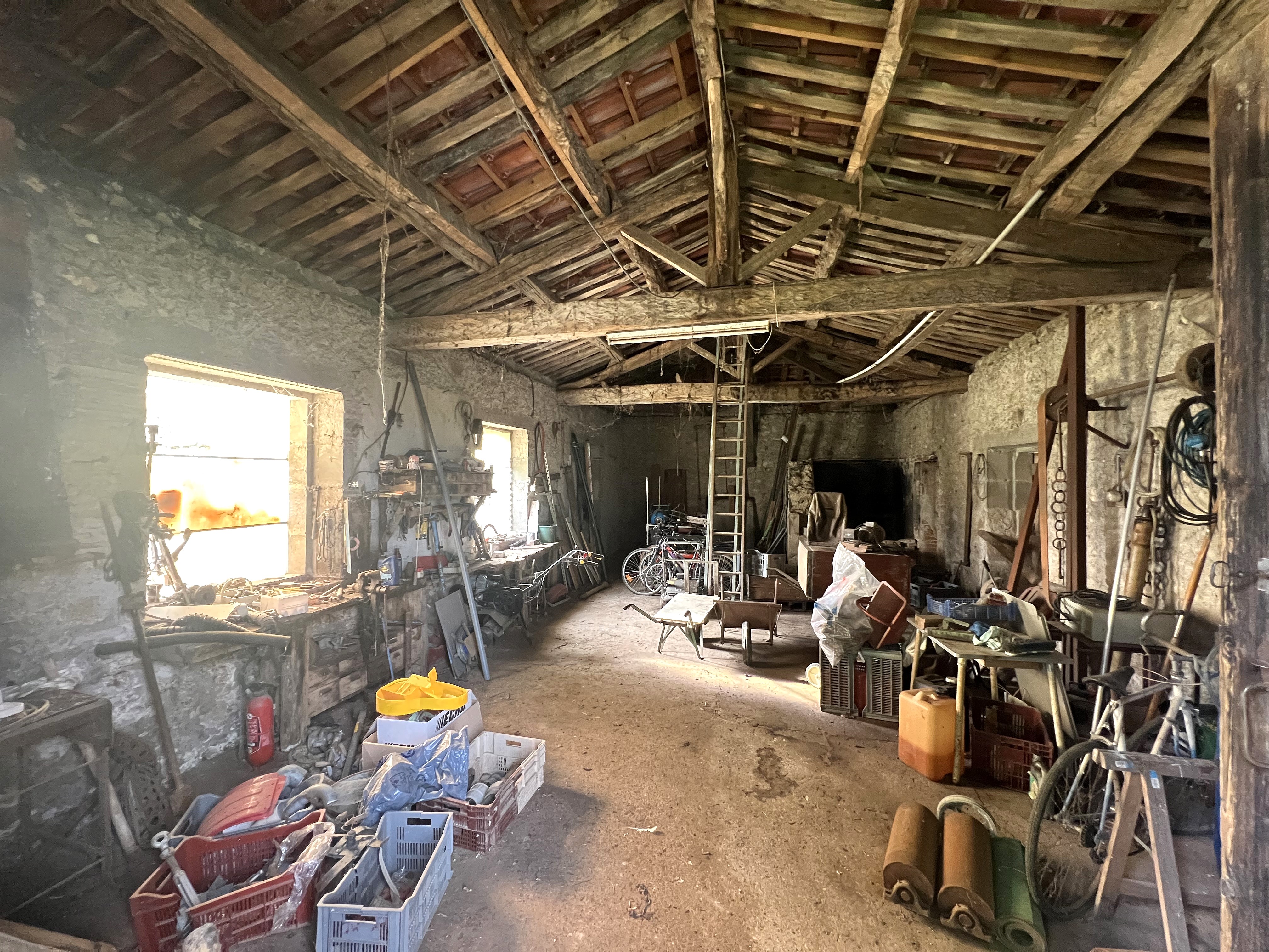 Photo 8 - Maison pierre T6 avec grange et dépendances – 47140 Penne d&rsquo;Agenais