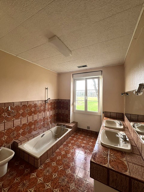 Photo 16 - Maison pierre T6 avec grange et dépendances – 47140 Penne d&rsquo;Agenais