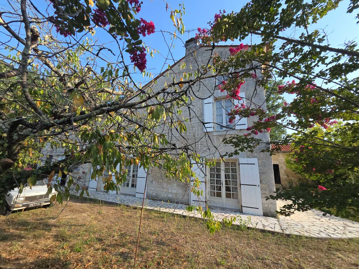 Photo 13 - MAISON CHARENTAISE