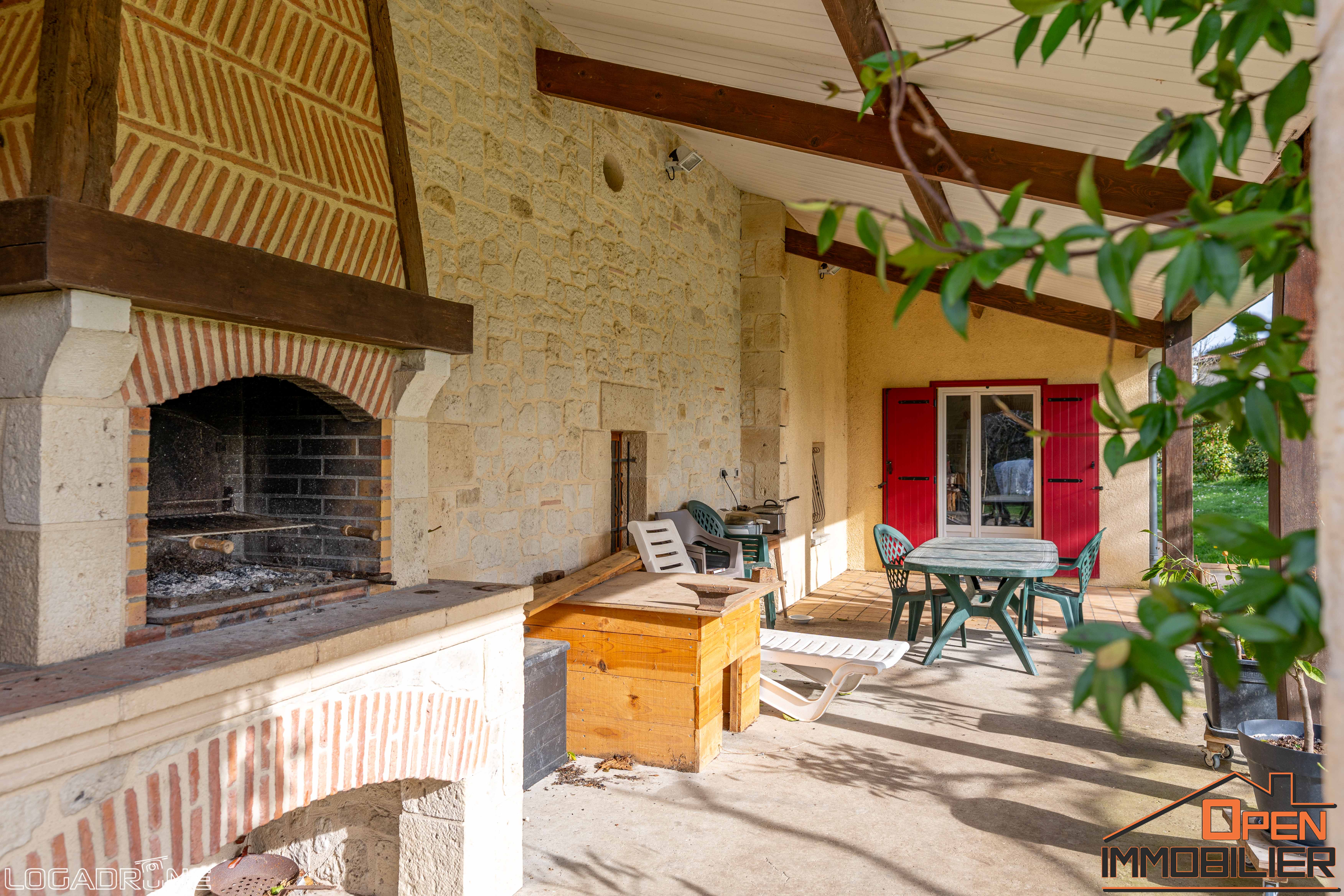 Photo 8 - À vendre – Maison familiale 121 m² avec grand terrain à Cancon – Commerces à proximité