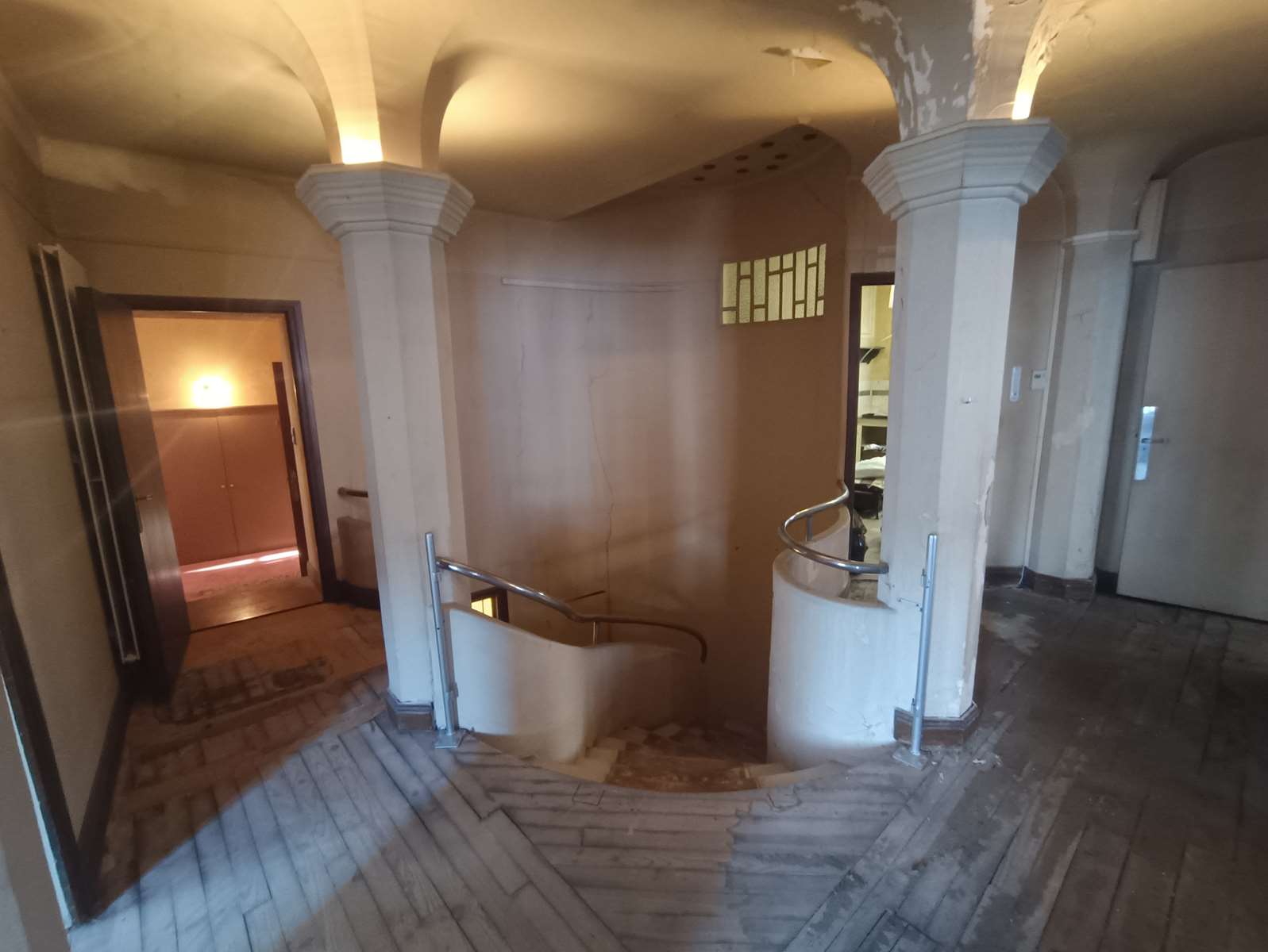 Photo 18 - Grand Appartement T4 Art Déco Exceptionnel au Cœur du Centre-Ville de Tulle 19000